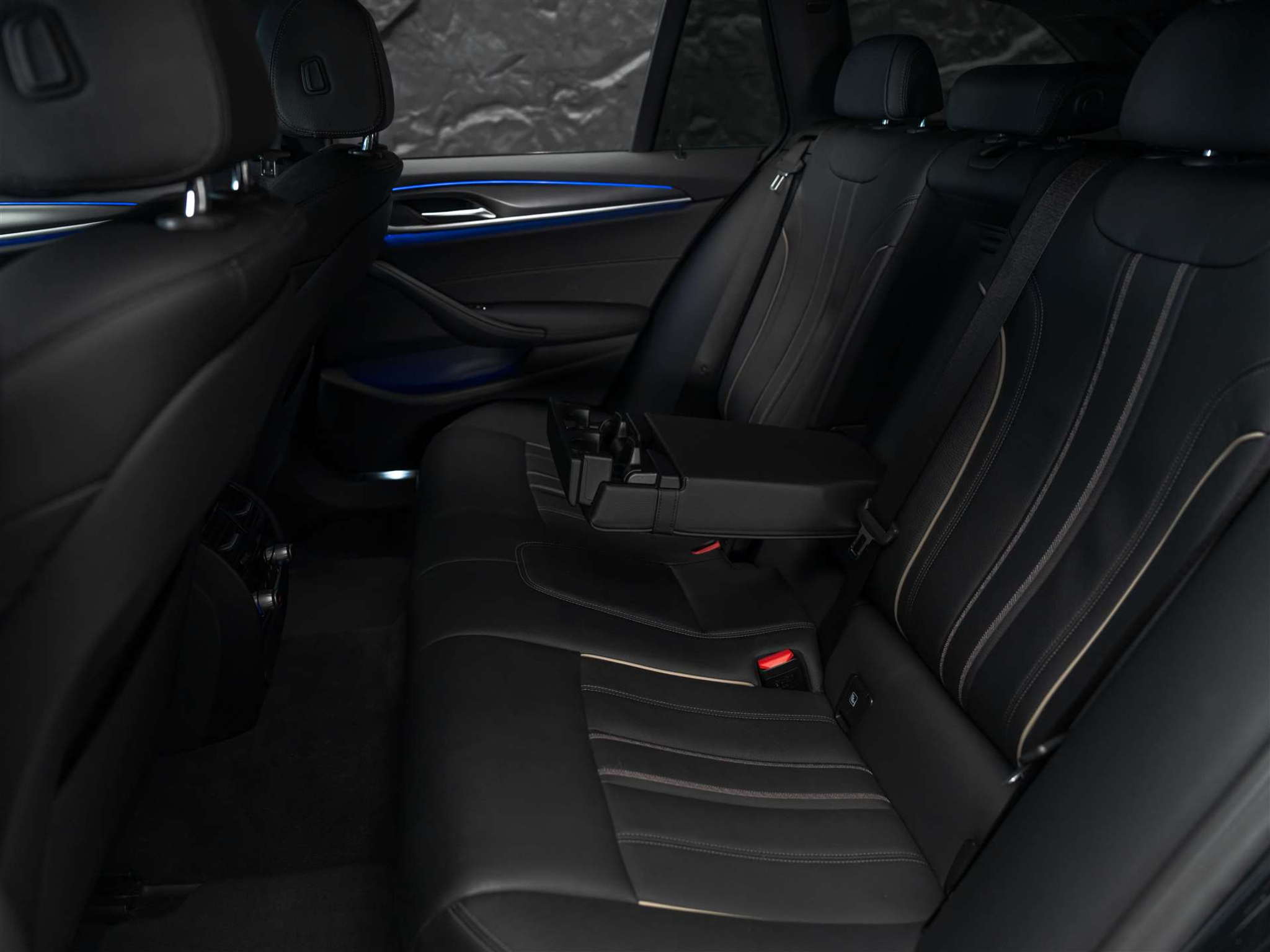 listing desktop thumbnail image 13