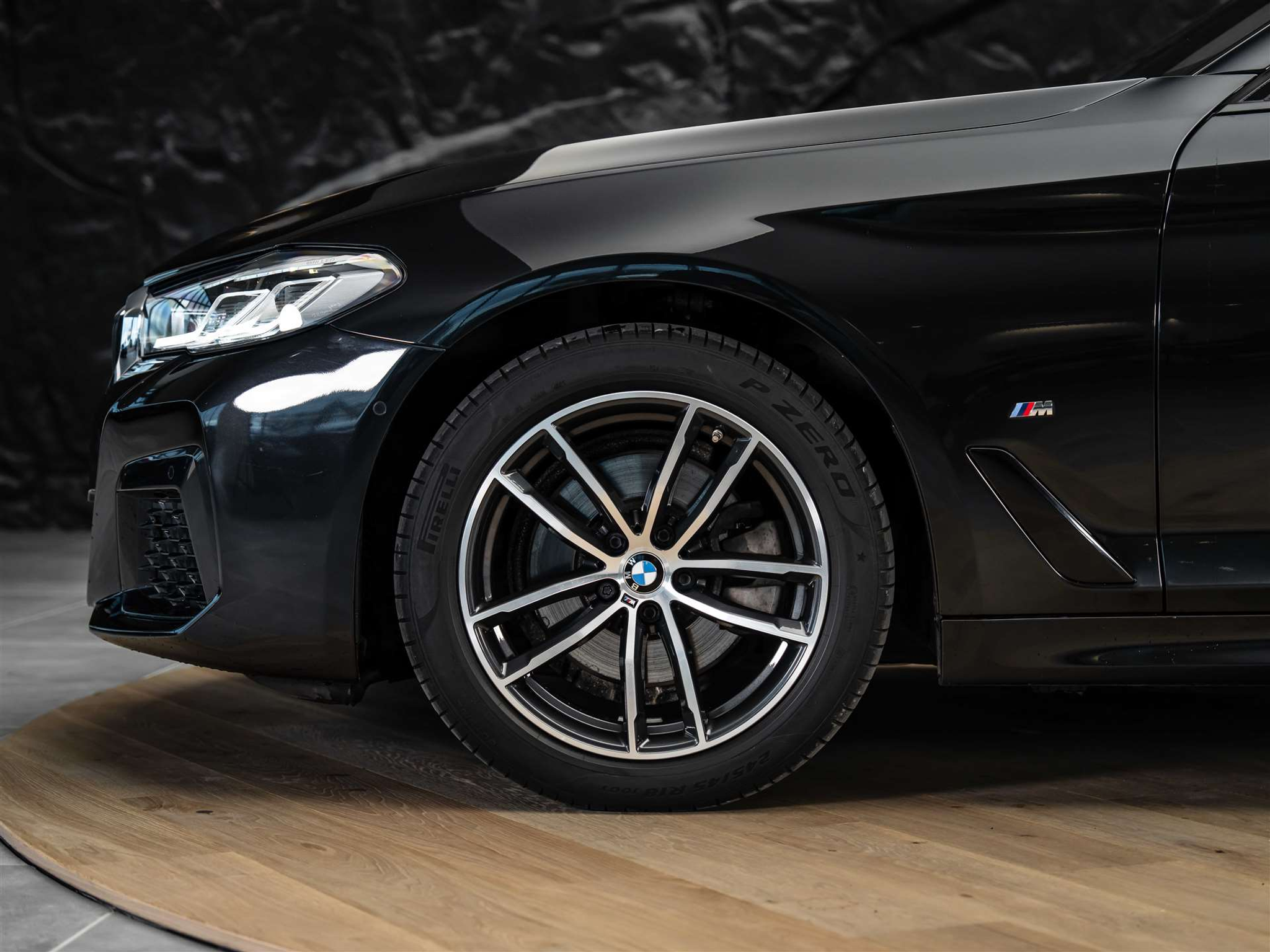 listing desktop thumbnail image 17