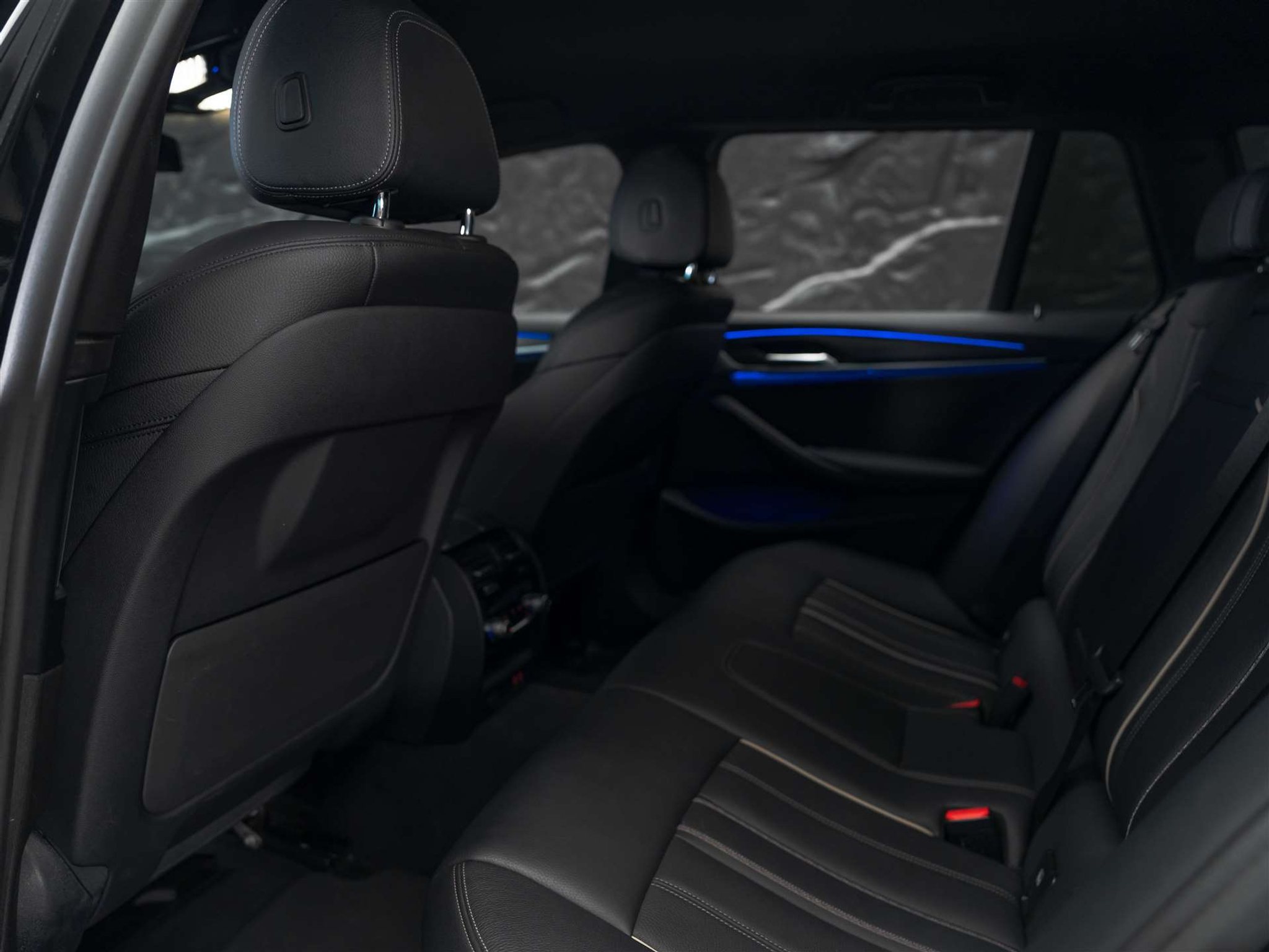 listing desktop thumbnail image 11