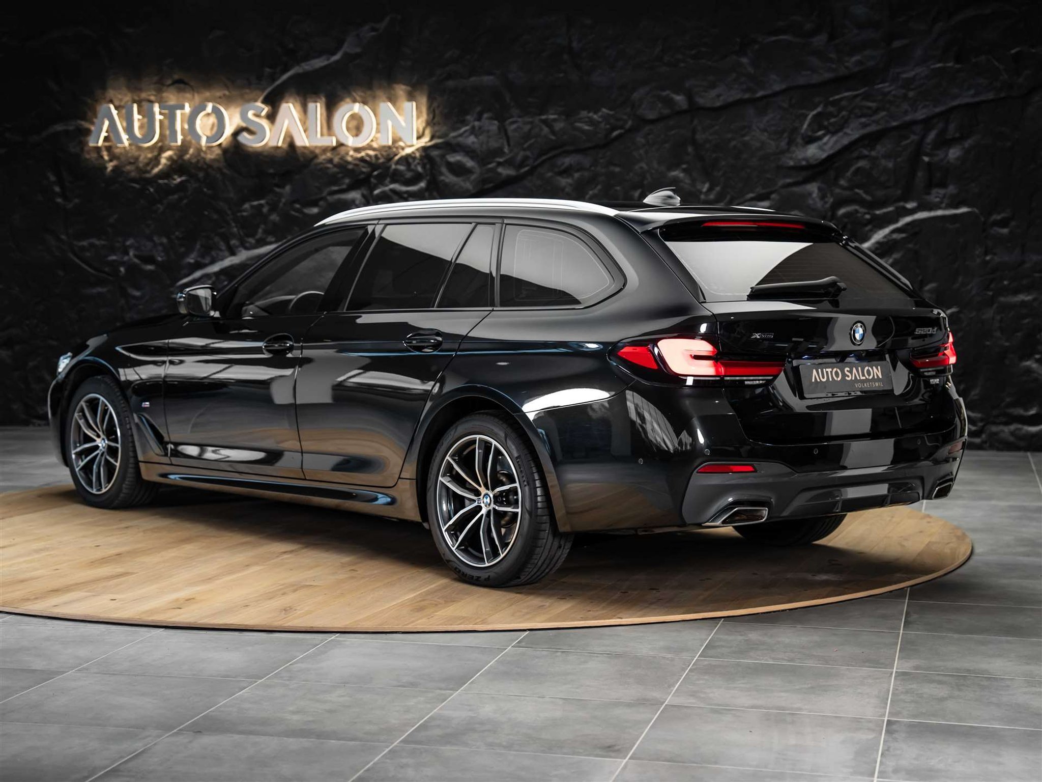 listing desktop thumbnail image 2