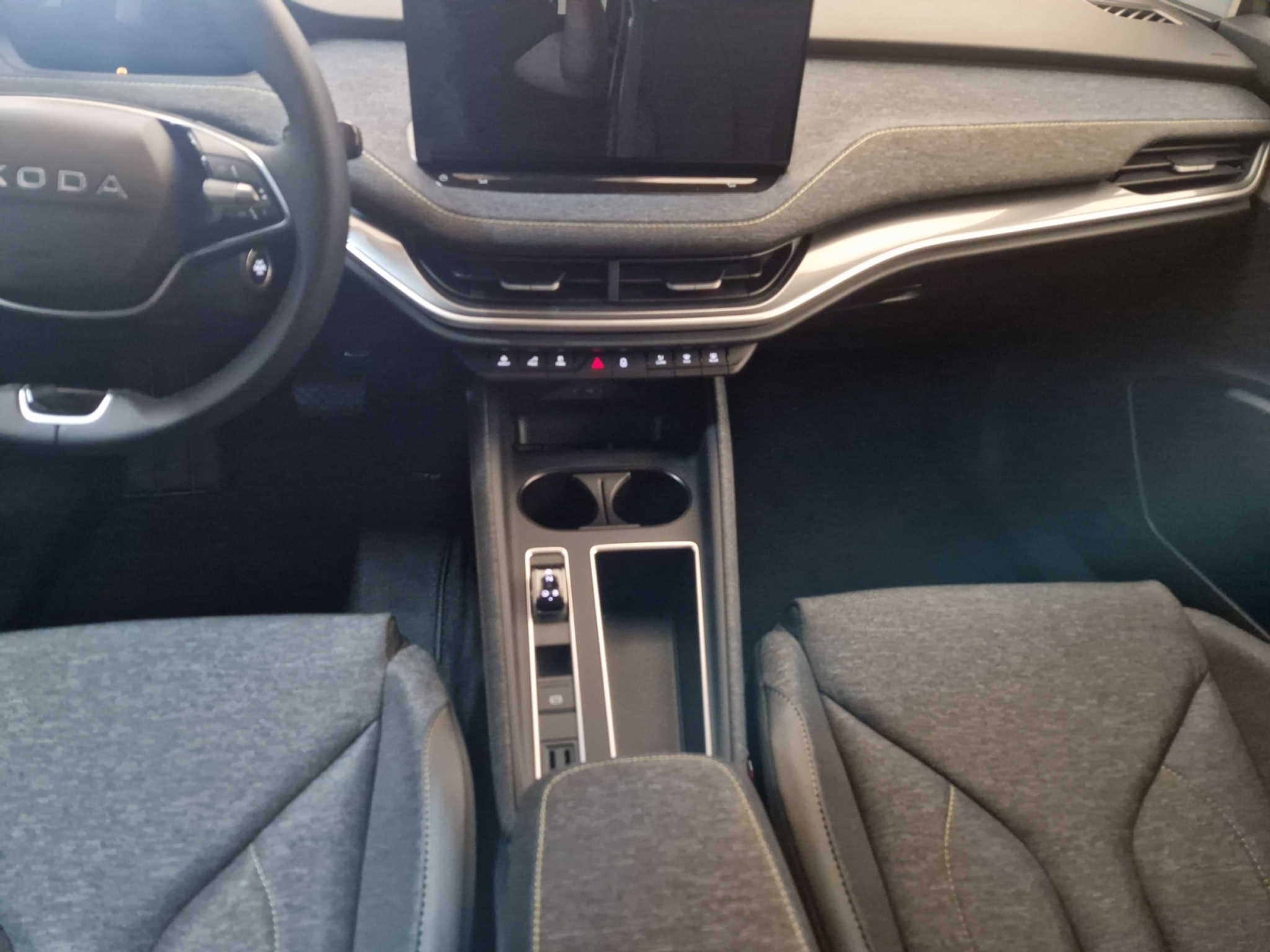 listing desktop thumbnail image 10