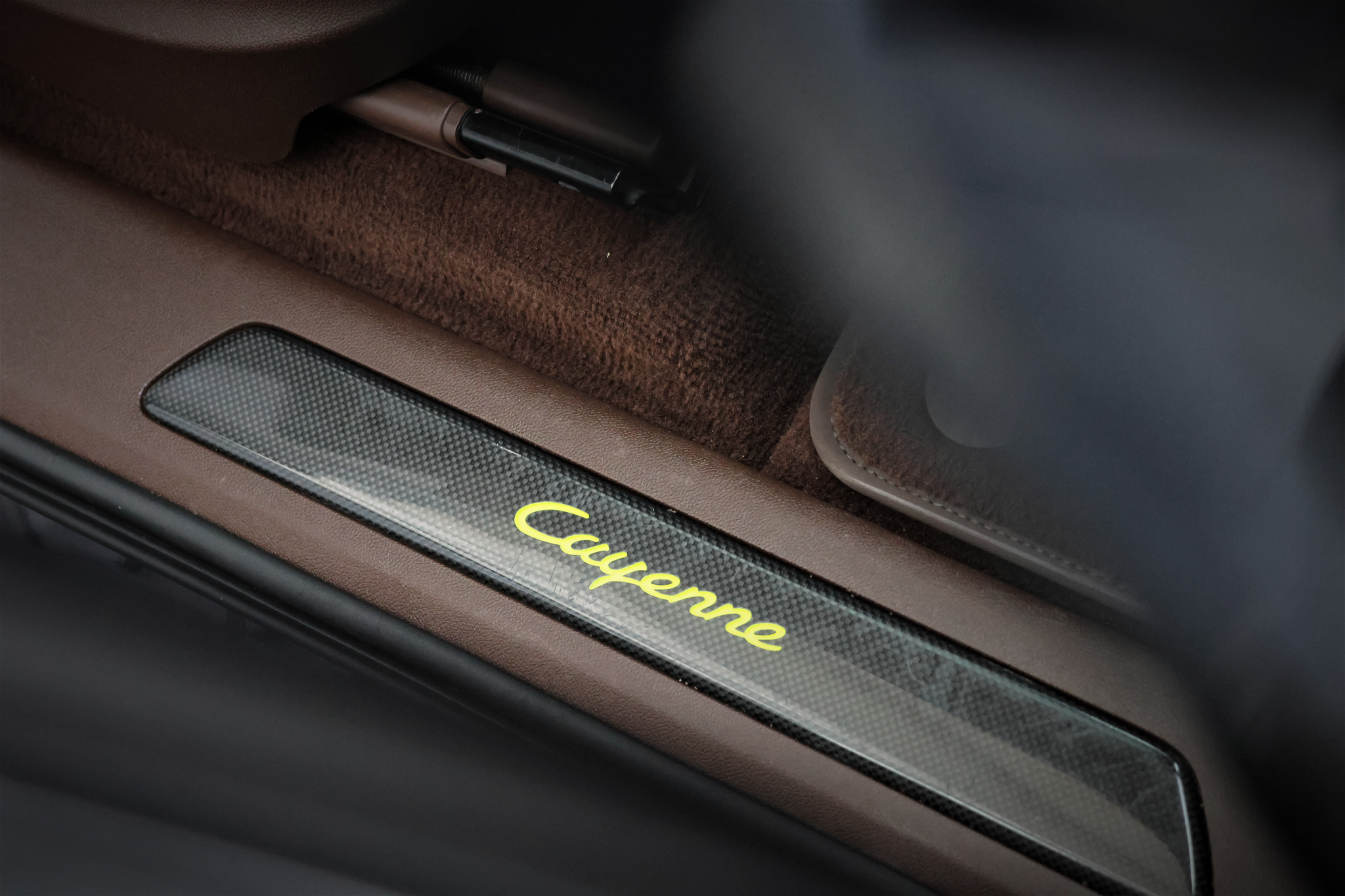 listing desktop thumbnail image 19