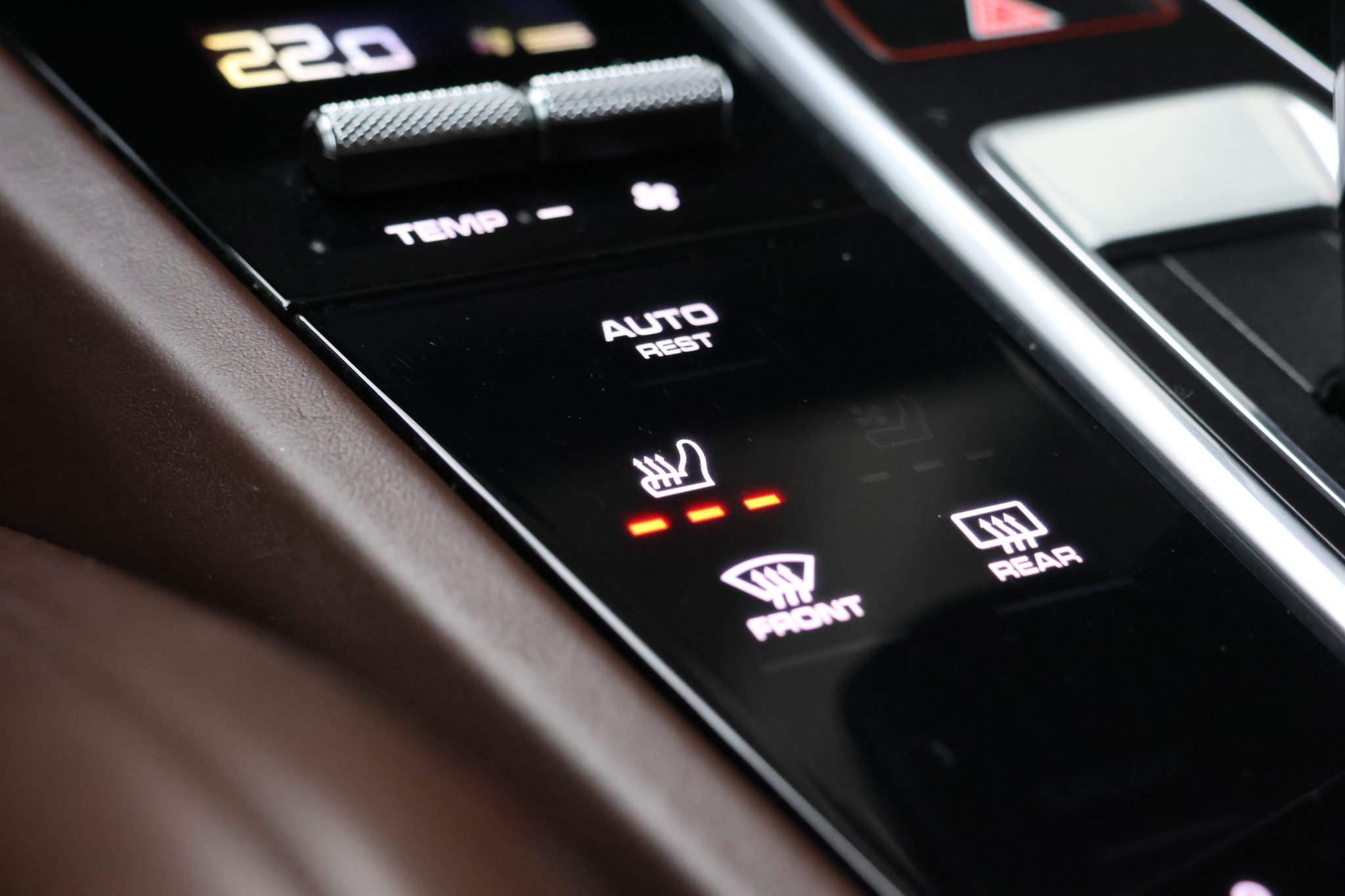 listing desktop thumbnail image 25