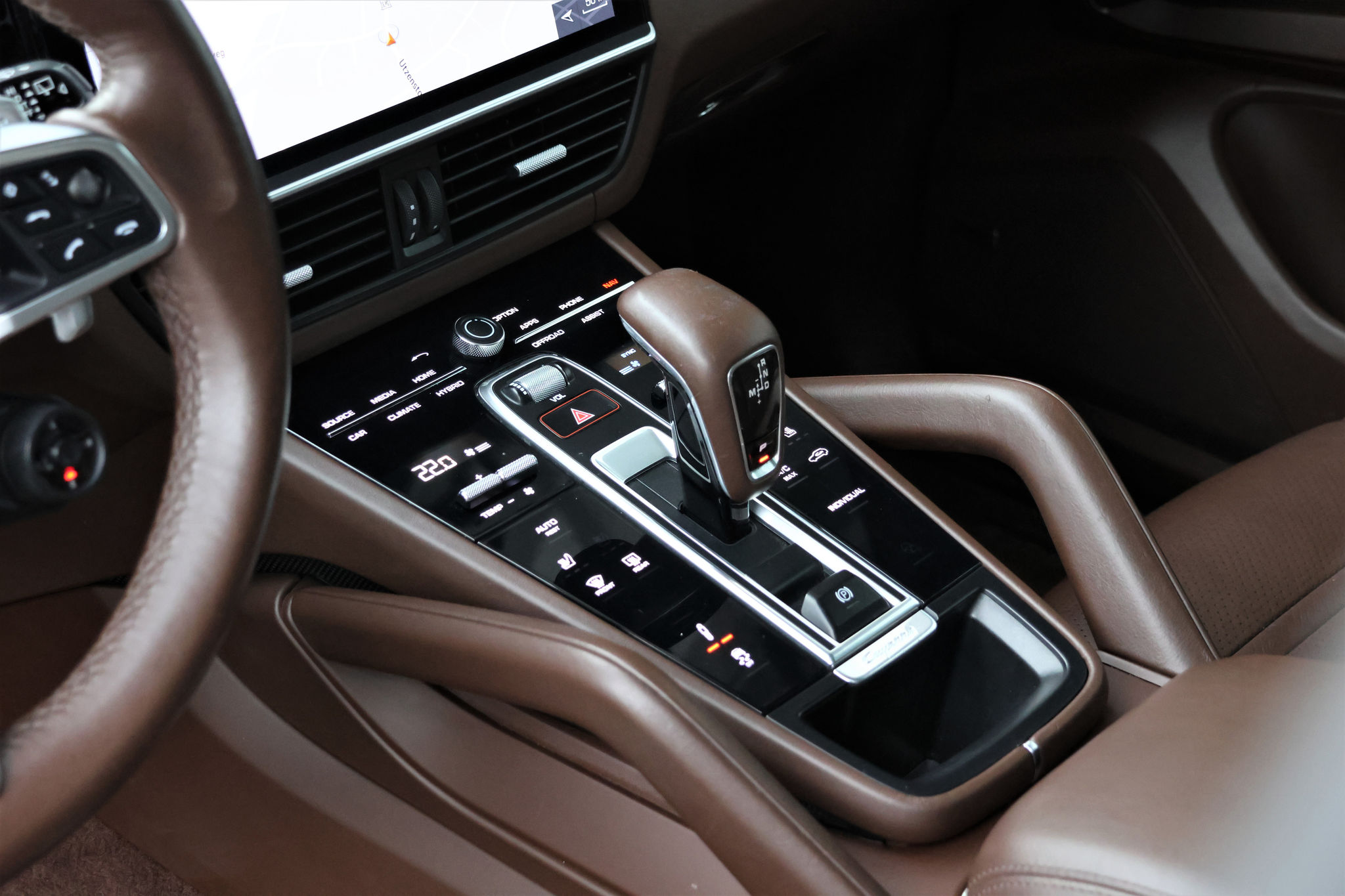 listing desktop thumbnail image 9