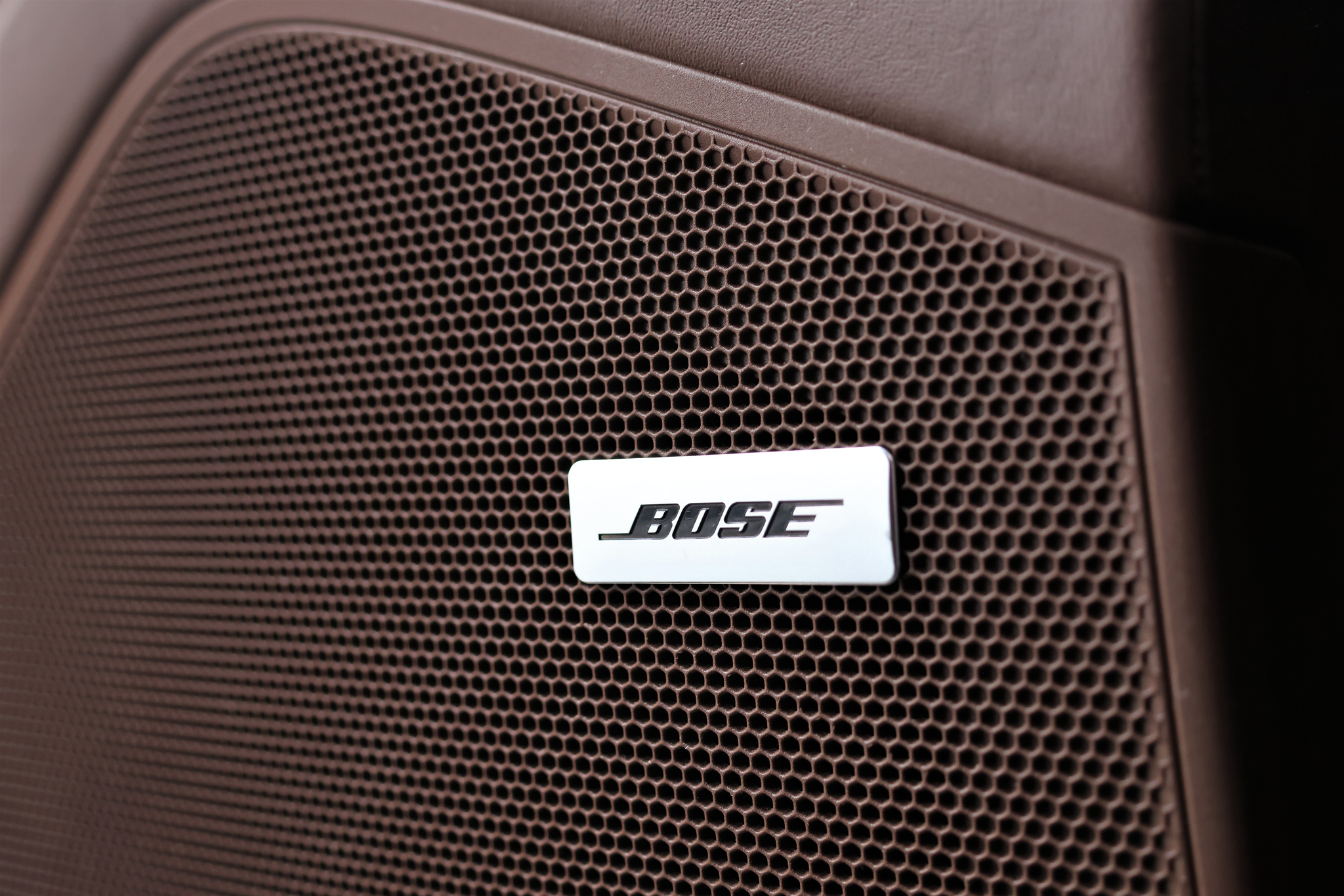 listing desktop thumbnail image 12