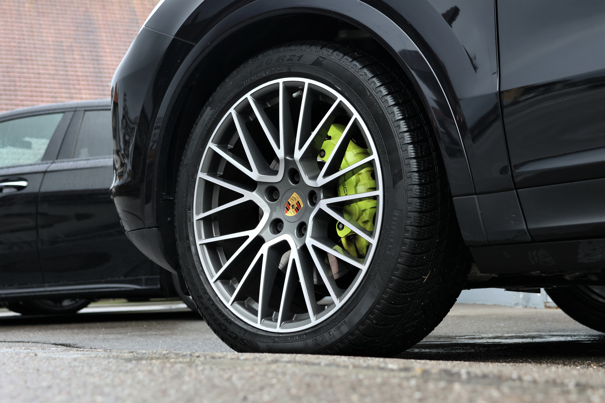 listing desktop thumbnail image 5