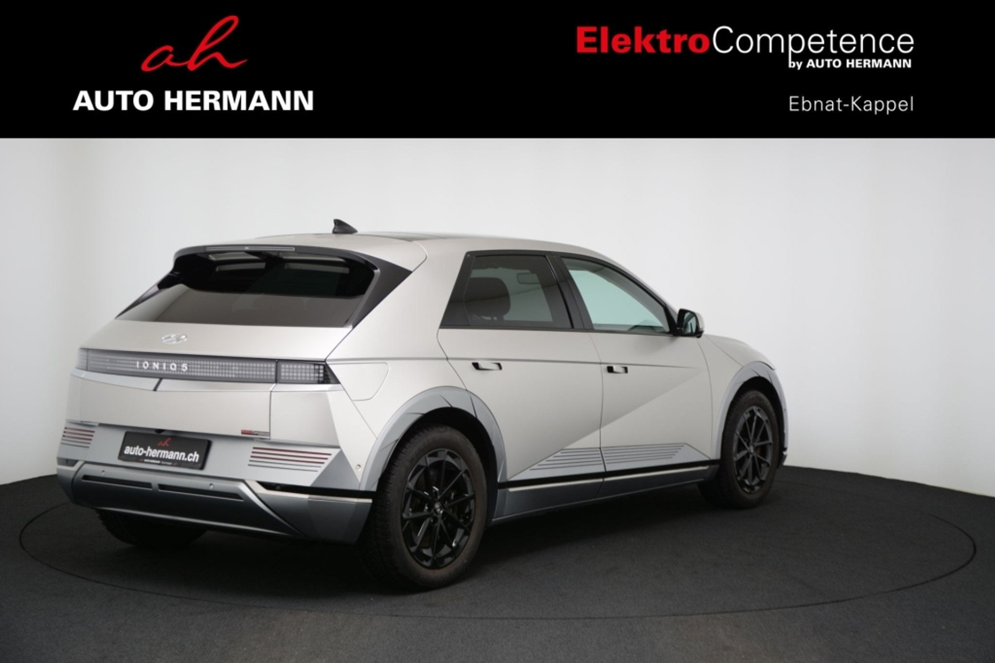 listing desktop thumbnail image 6