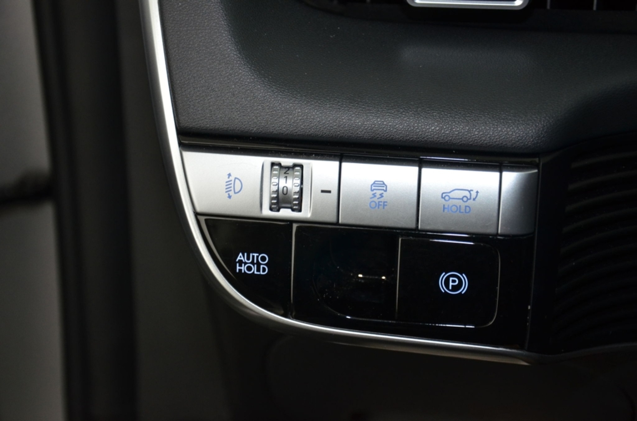 listing desktop thumbnail image 22