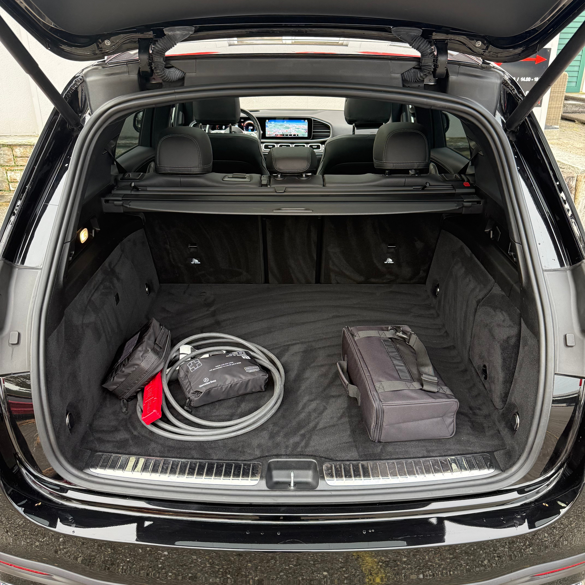 listing desktop thumbnail image 26