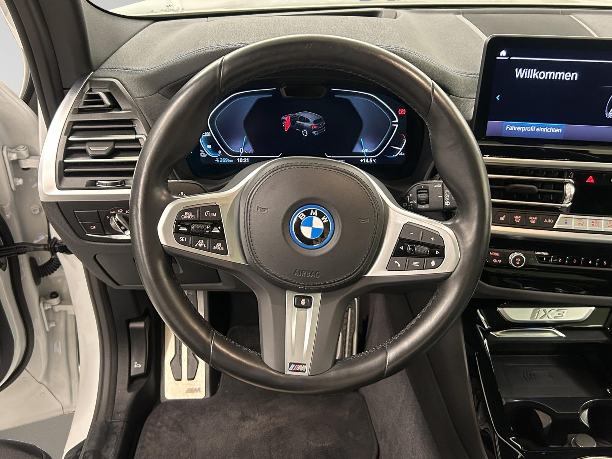 listing desktop thumbnail image 15