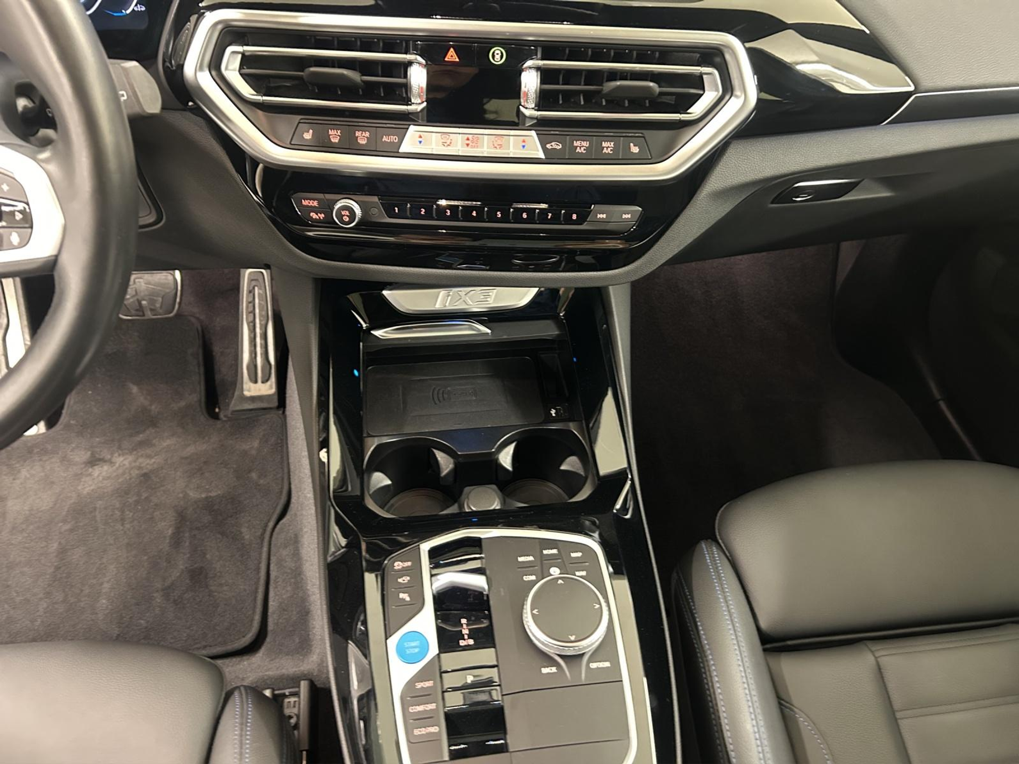 listing desktop thumbnail image 19