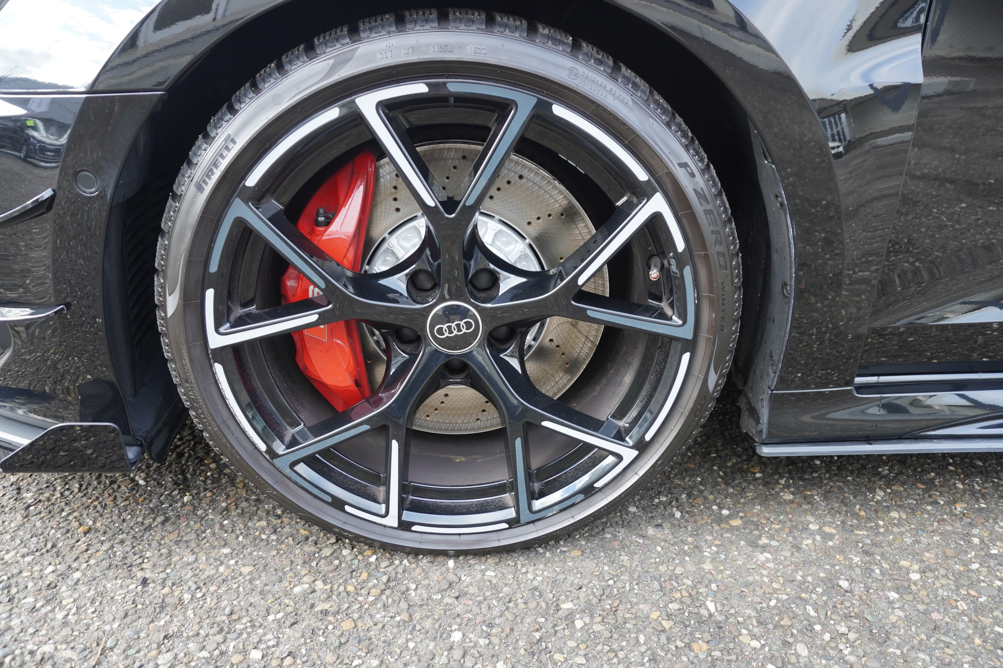 listing desktop thumbnail image 8