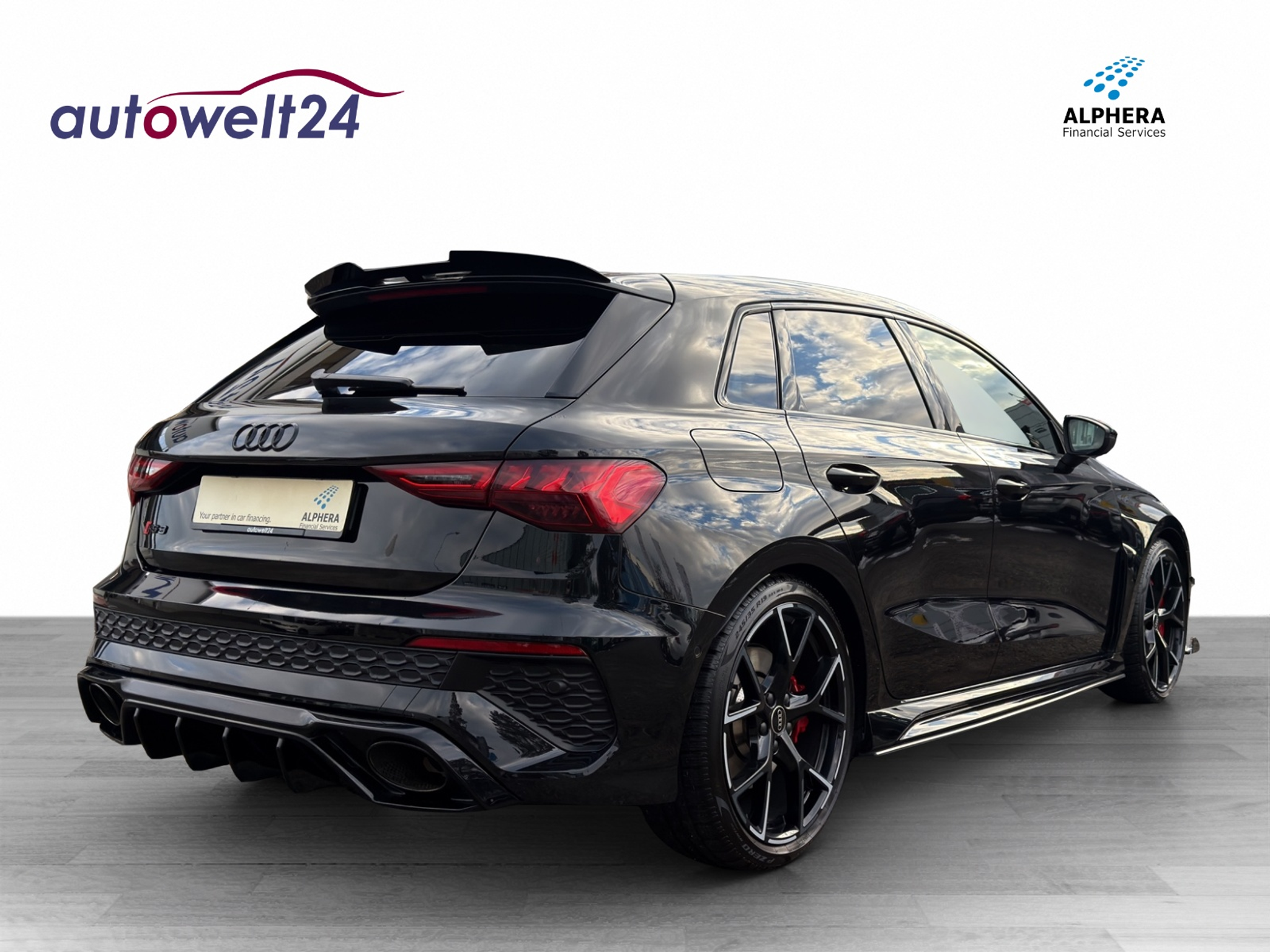 listing desktop thumbnail image 4