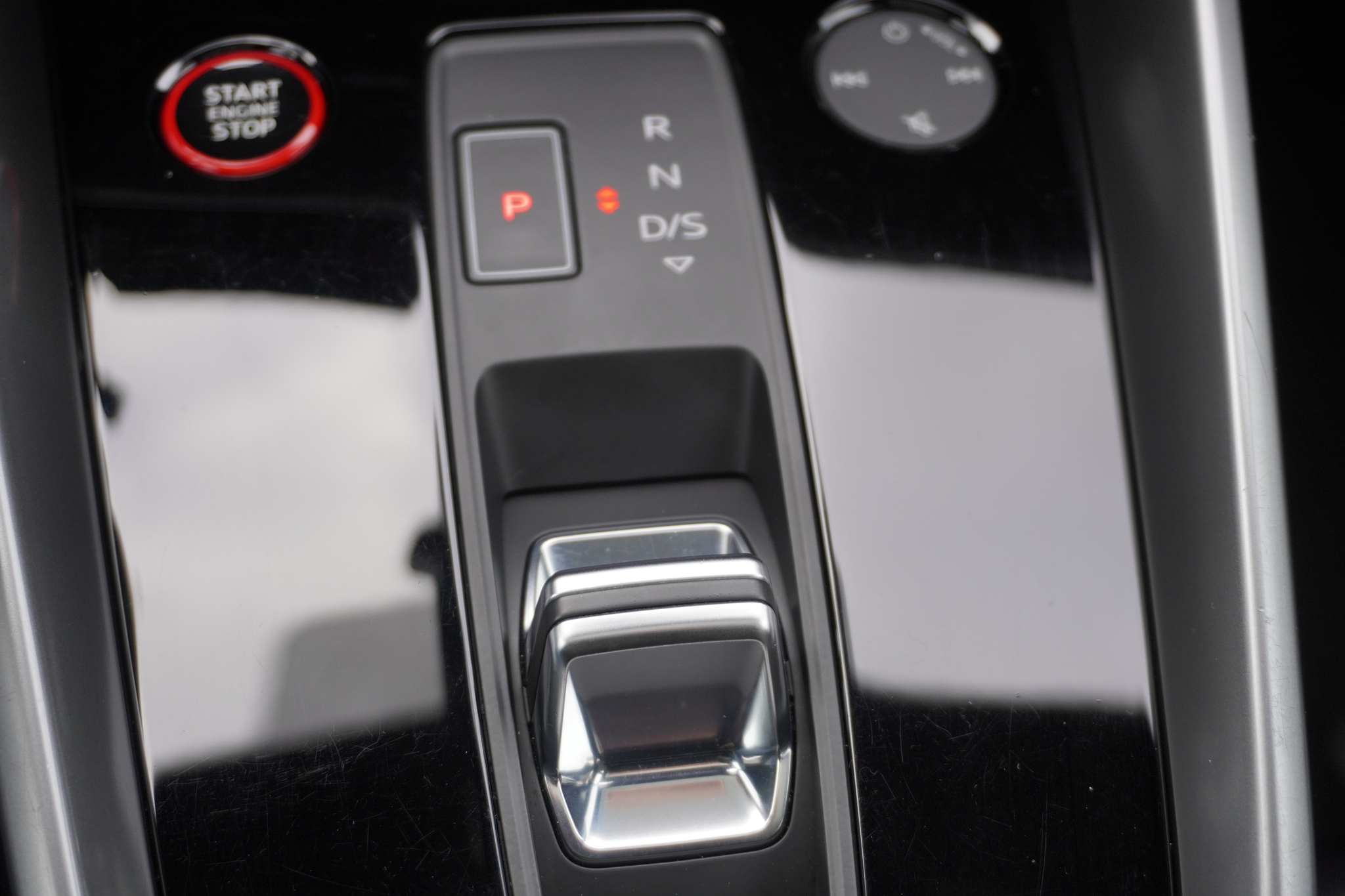 listing desktop thumbnail image 26