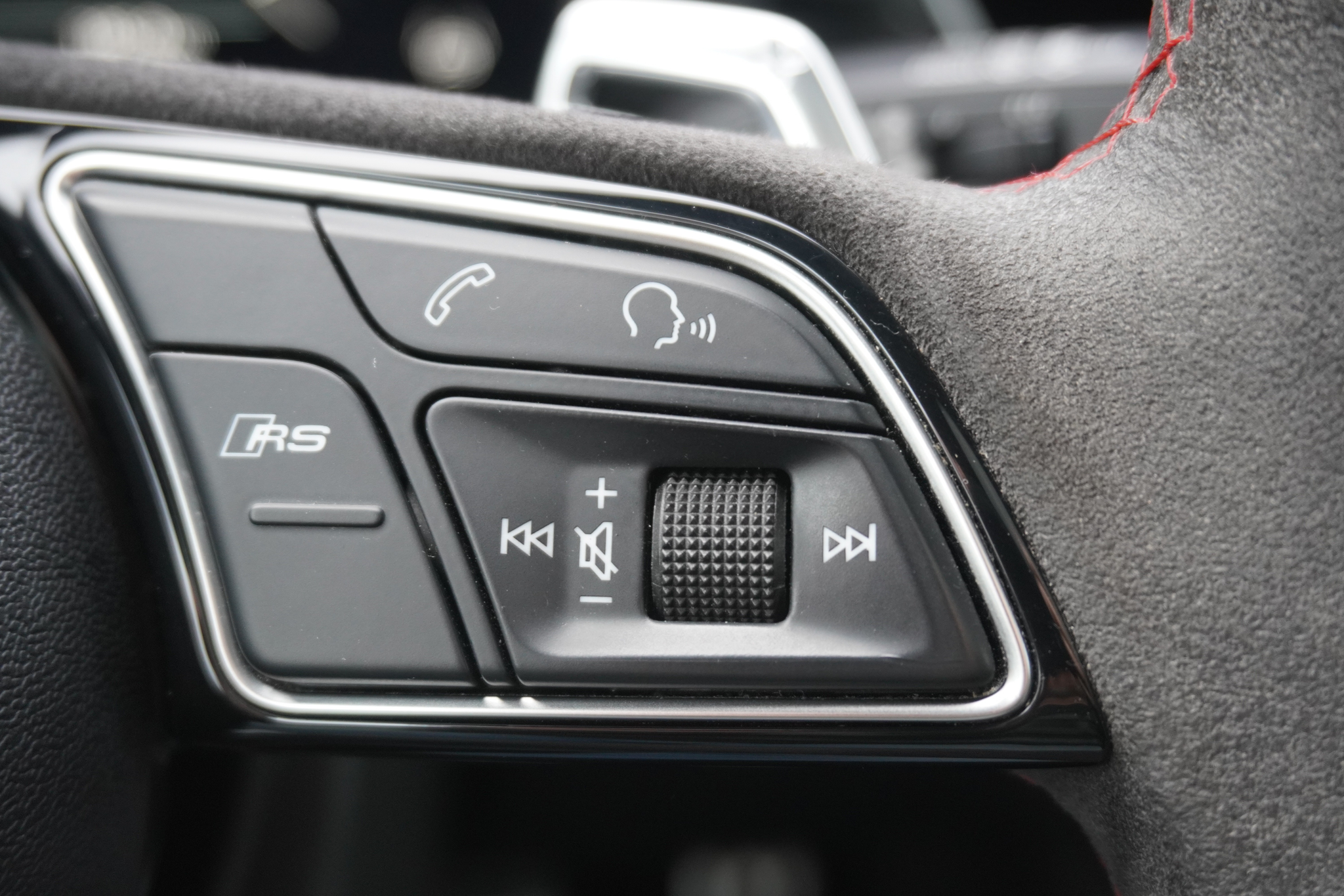 listing desktop thumbnail image 22