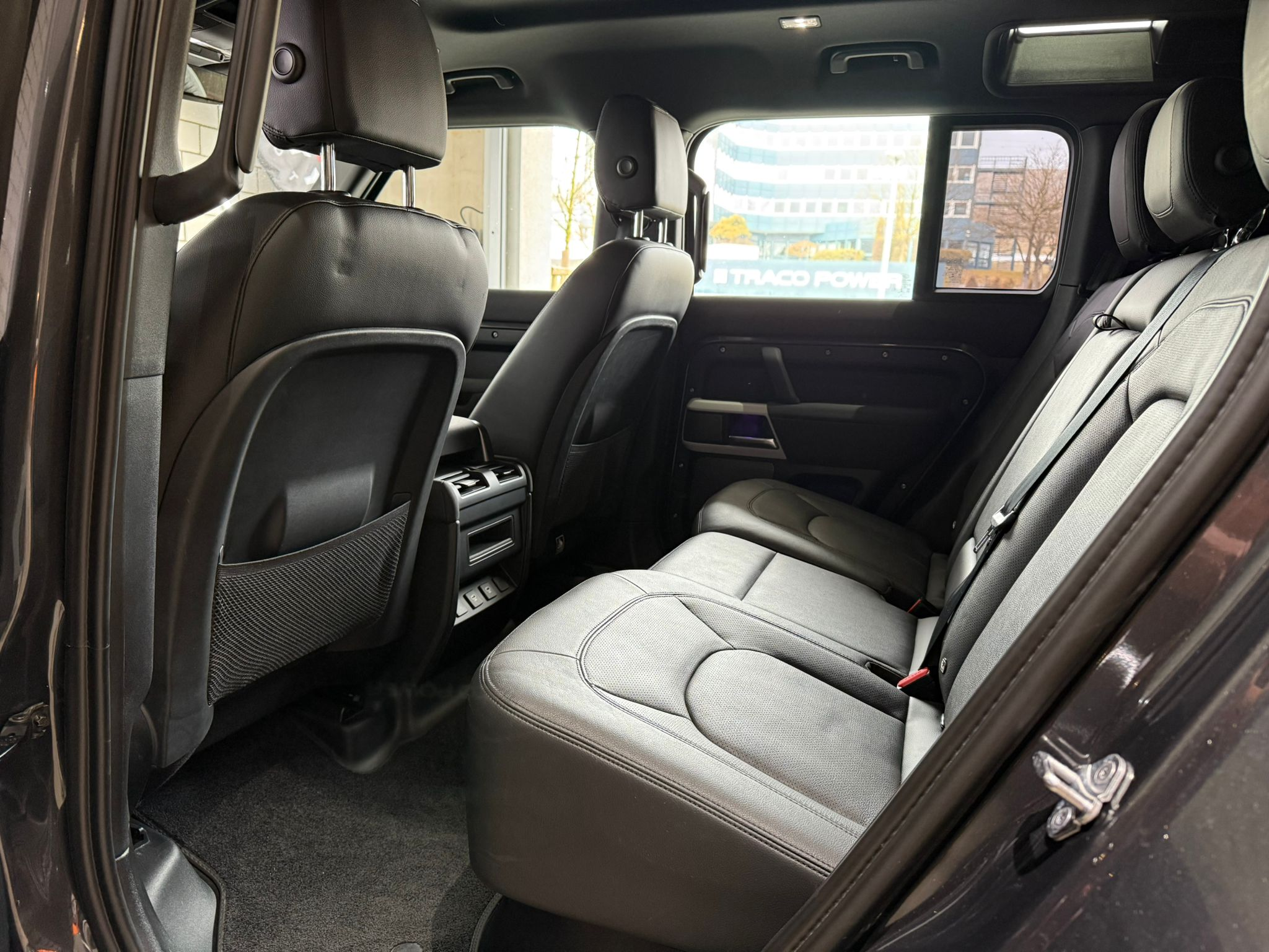 listing desktop thumbnail image 12