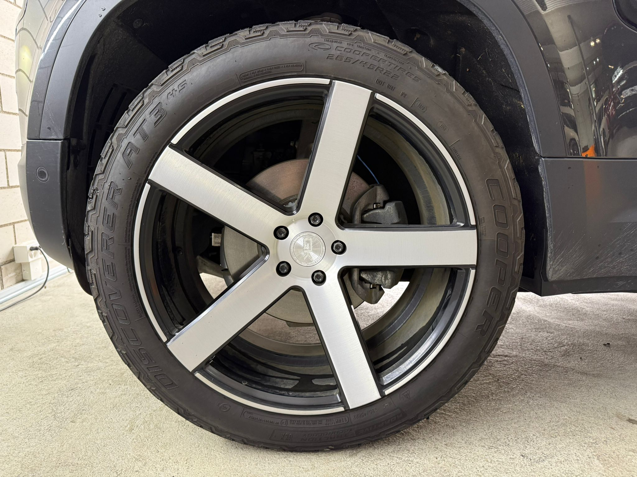 listing desktop thumbnail image 14