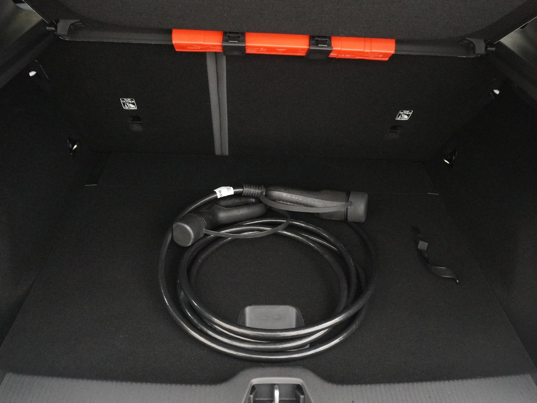 listing desktop thumbnail image 16