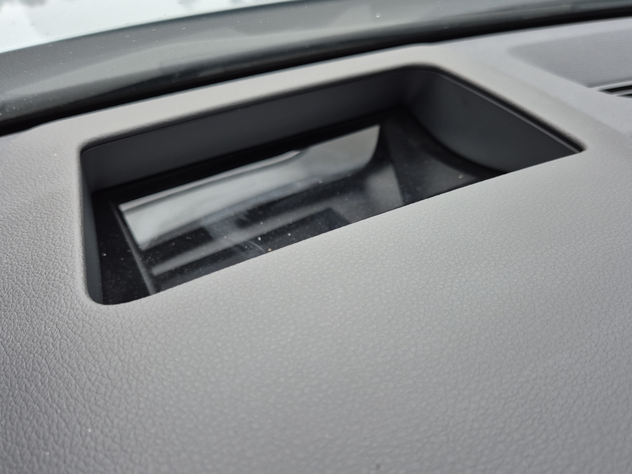 listing desktop thumbnail image 13