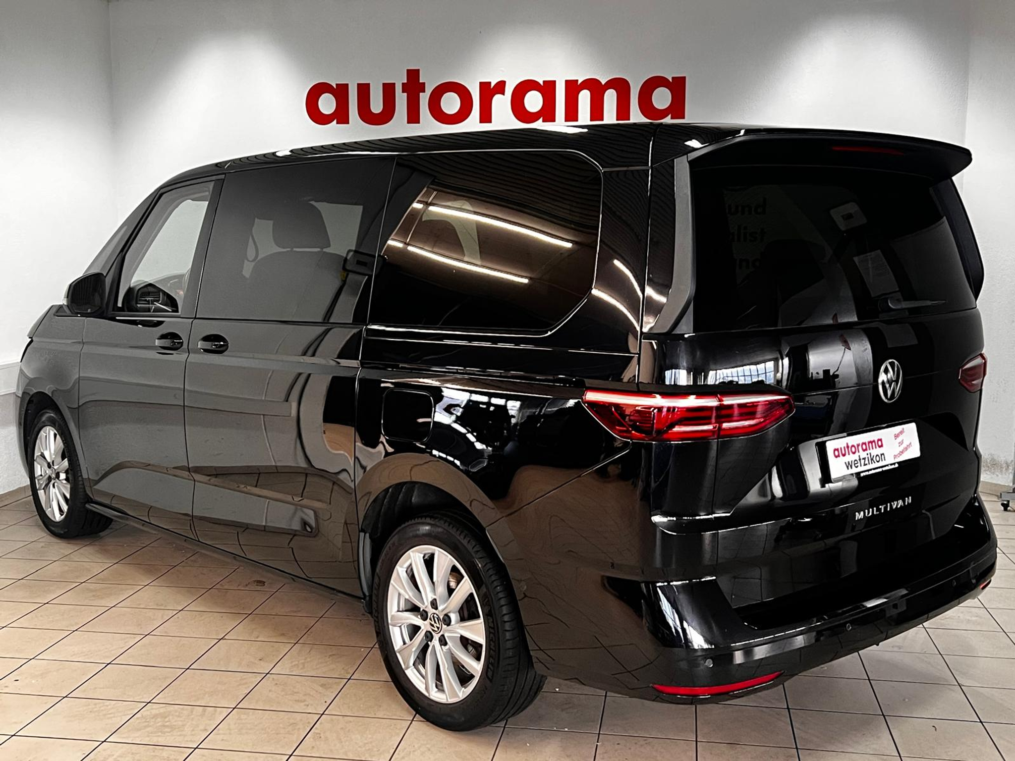 listing desktop thumbnail image 2