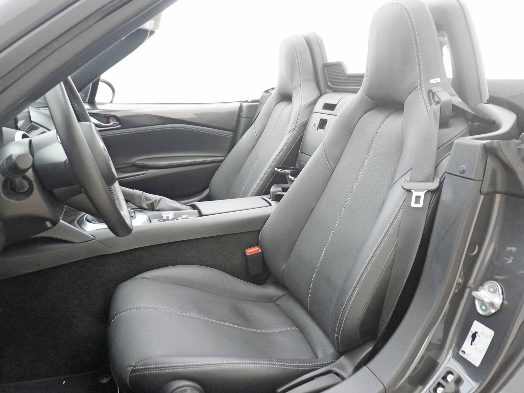 listing desktop thumbnail image 6