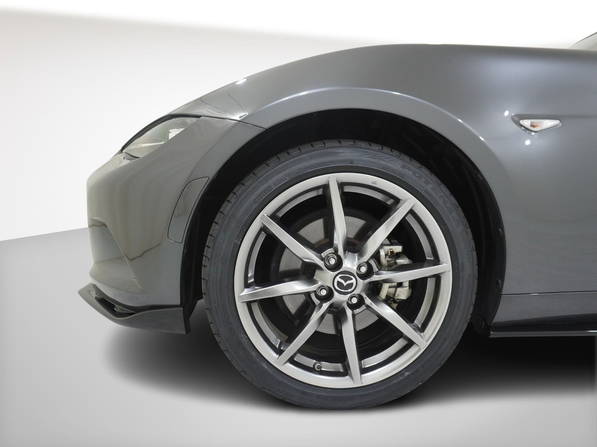 listing desktop thumbnail image 5