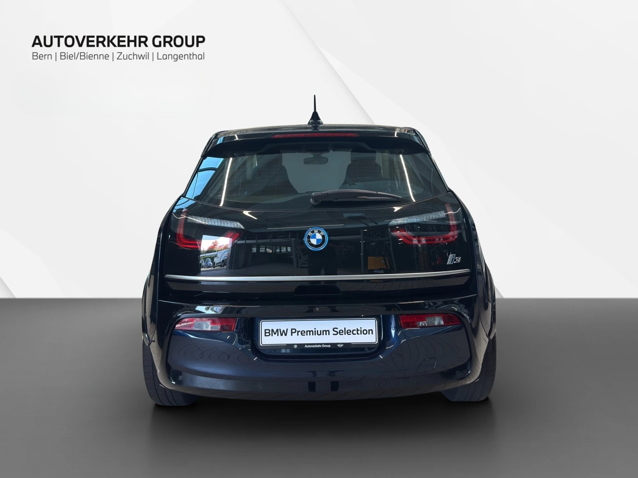 listing desktop thumbnail image 4