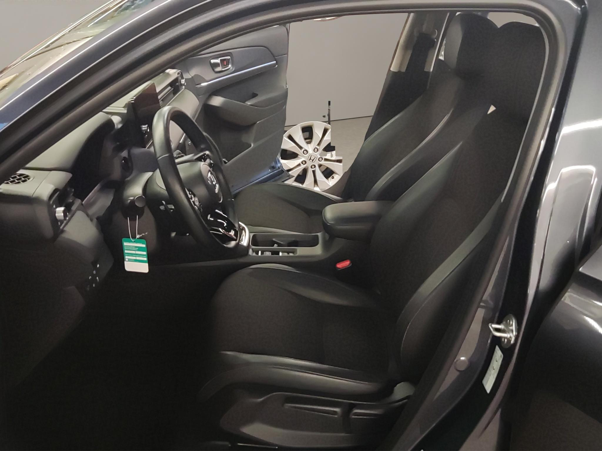 listing desktop thumbnail image 6