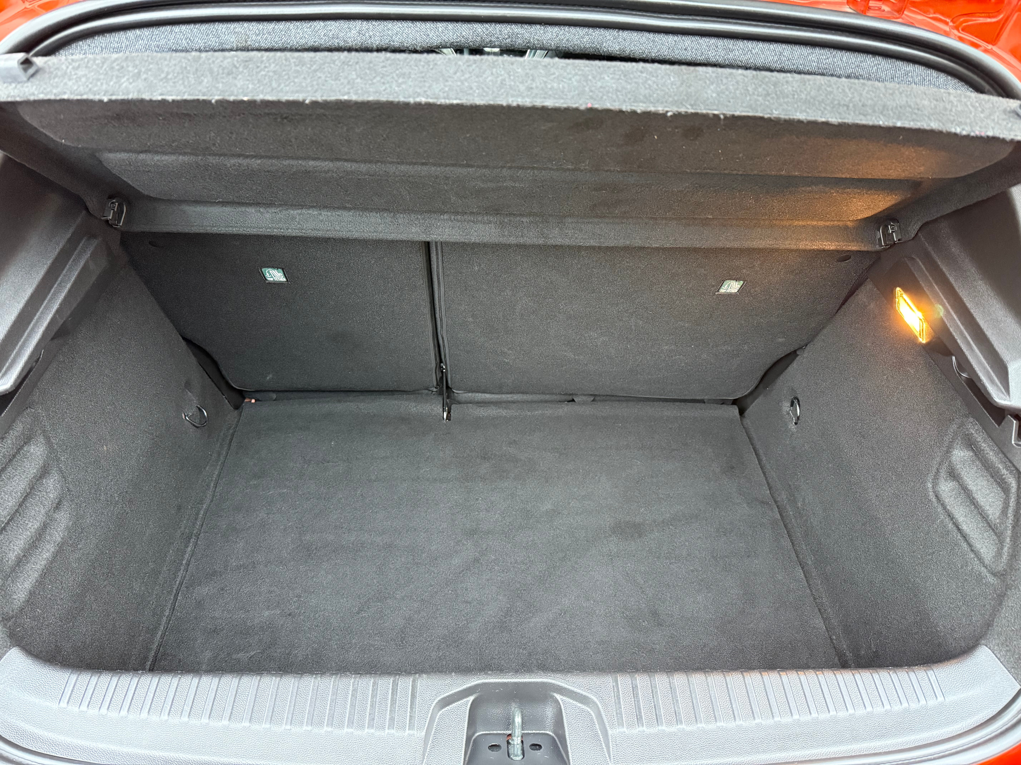 listing desktop thumbnail image 12