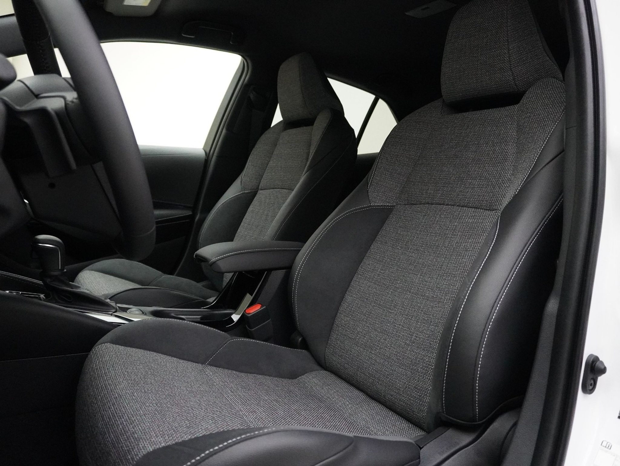 listing desktop thumbnail image 8