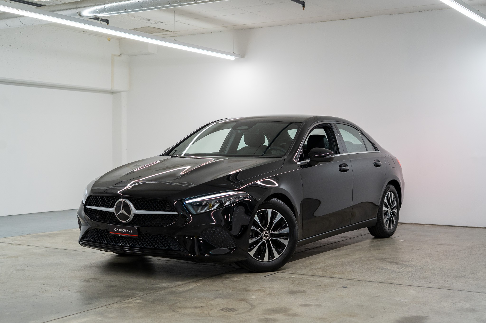 car-image-0