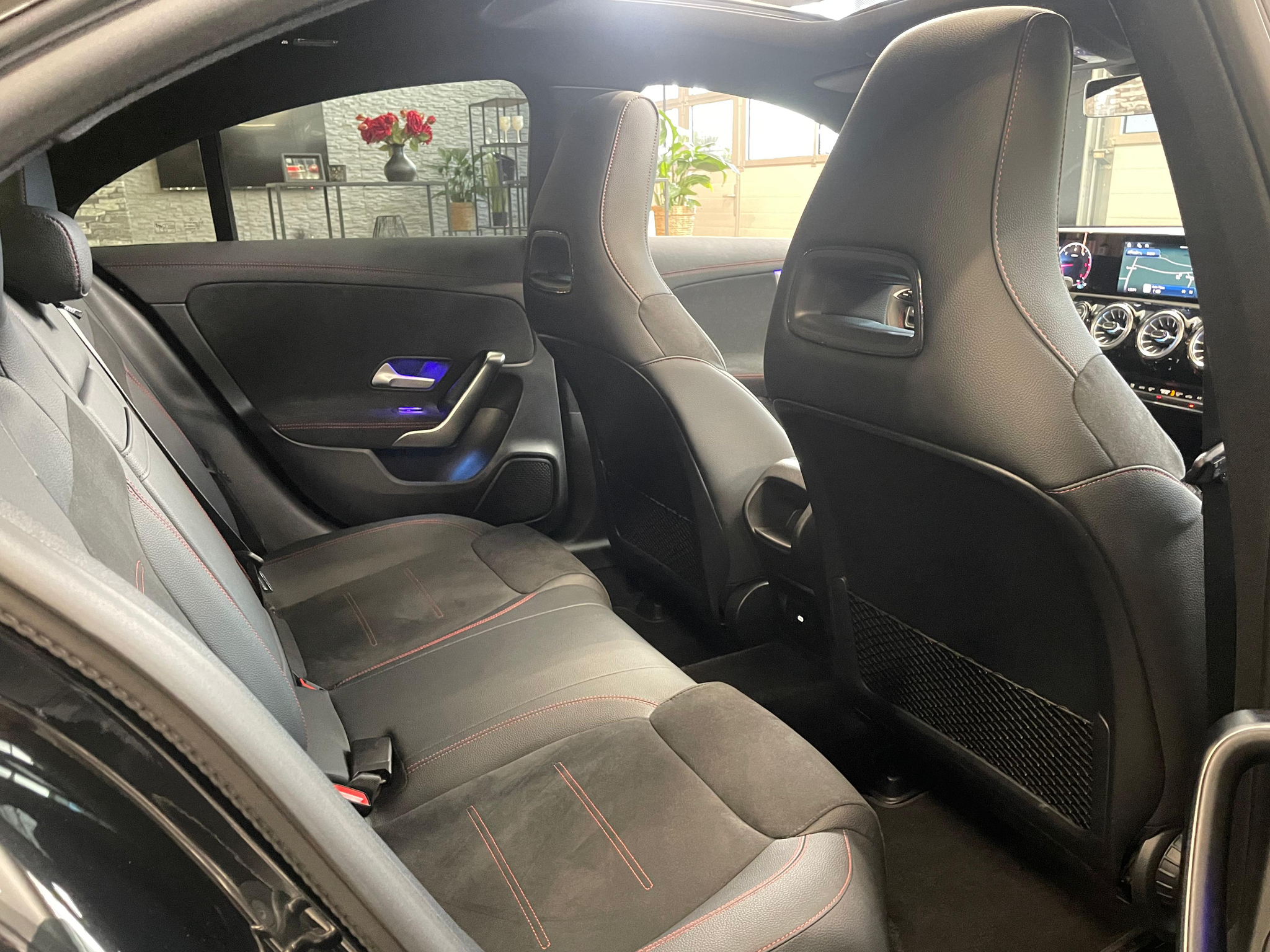 listing desktop thumbnail image 14