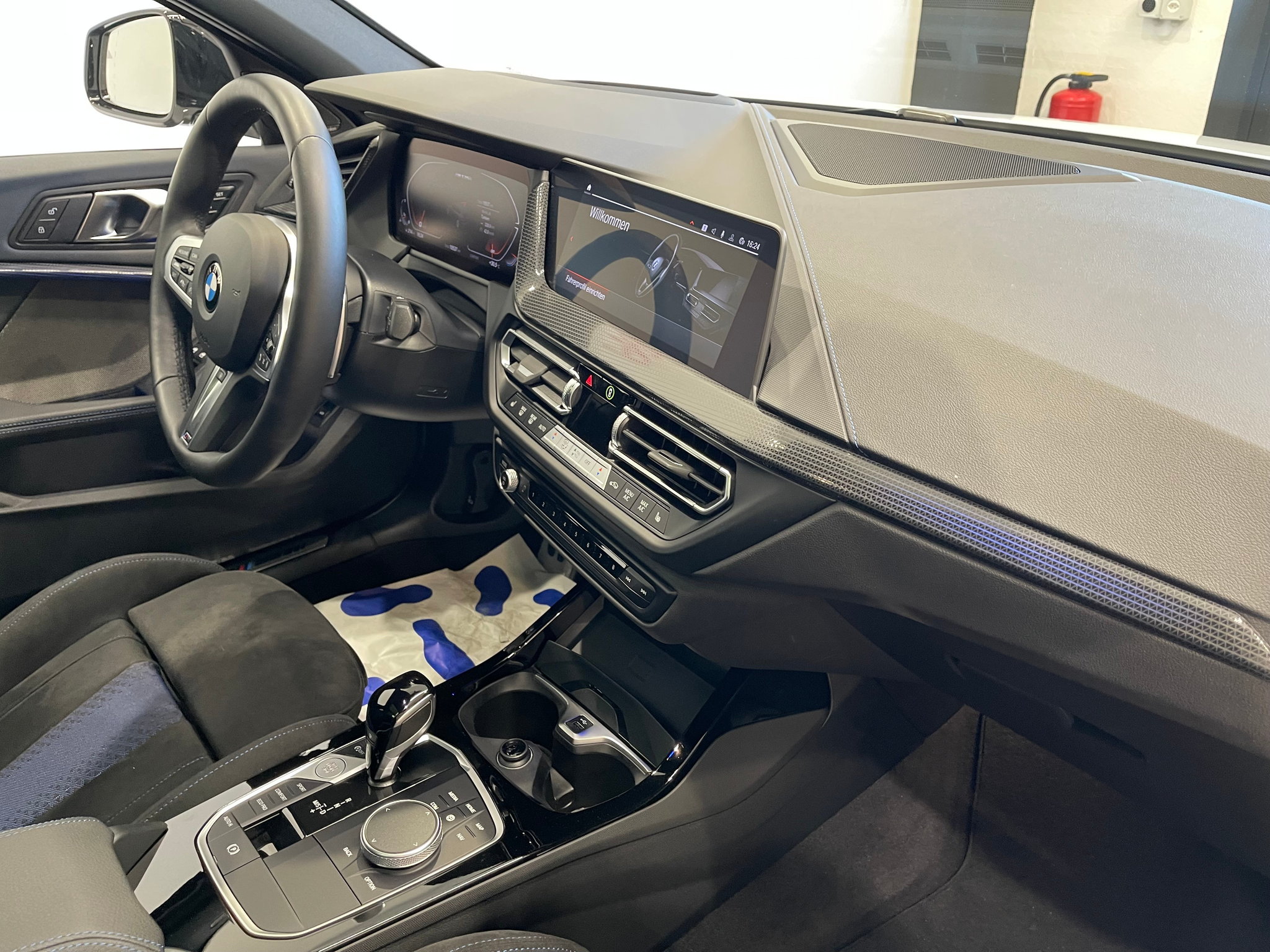 listing desktop thumbnail image 16