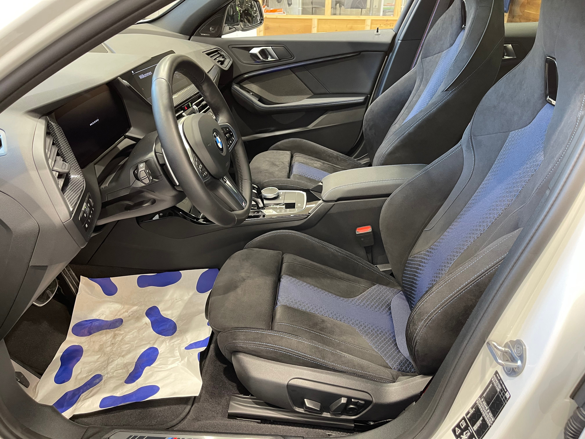 listing desktop thumbnail image 8