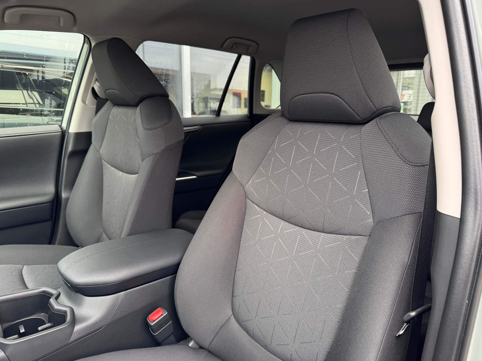 listing desktop thumbnail image 9