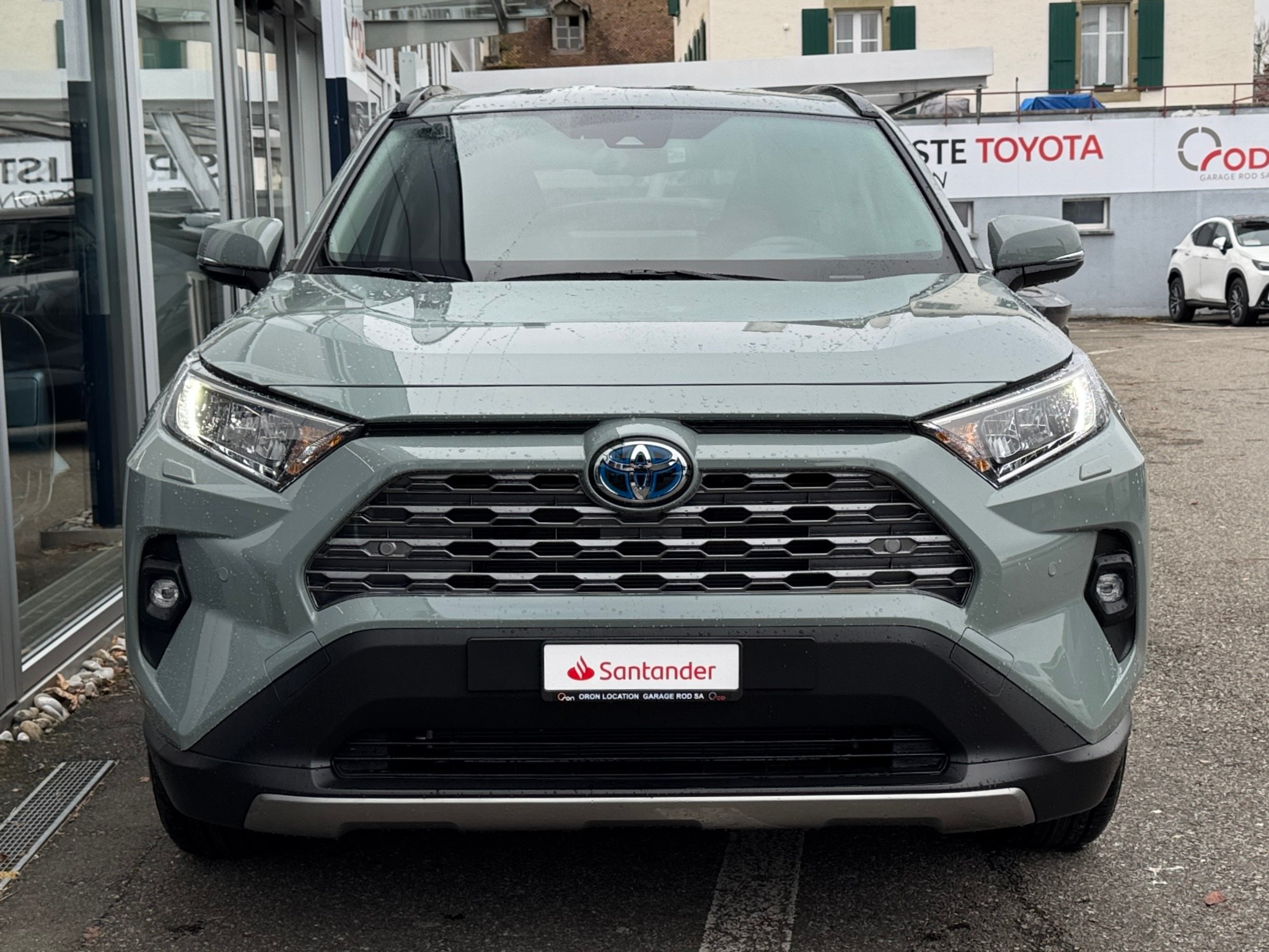 listing desktop thumbnail image 2