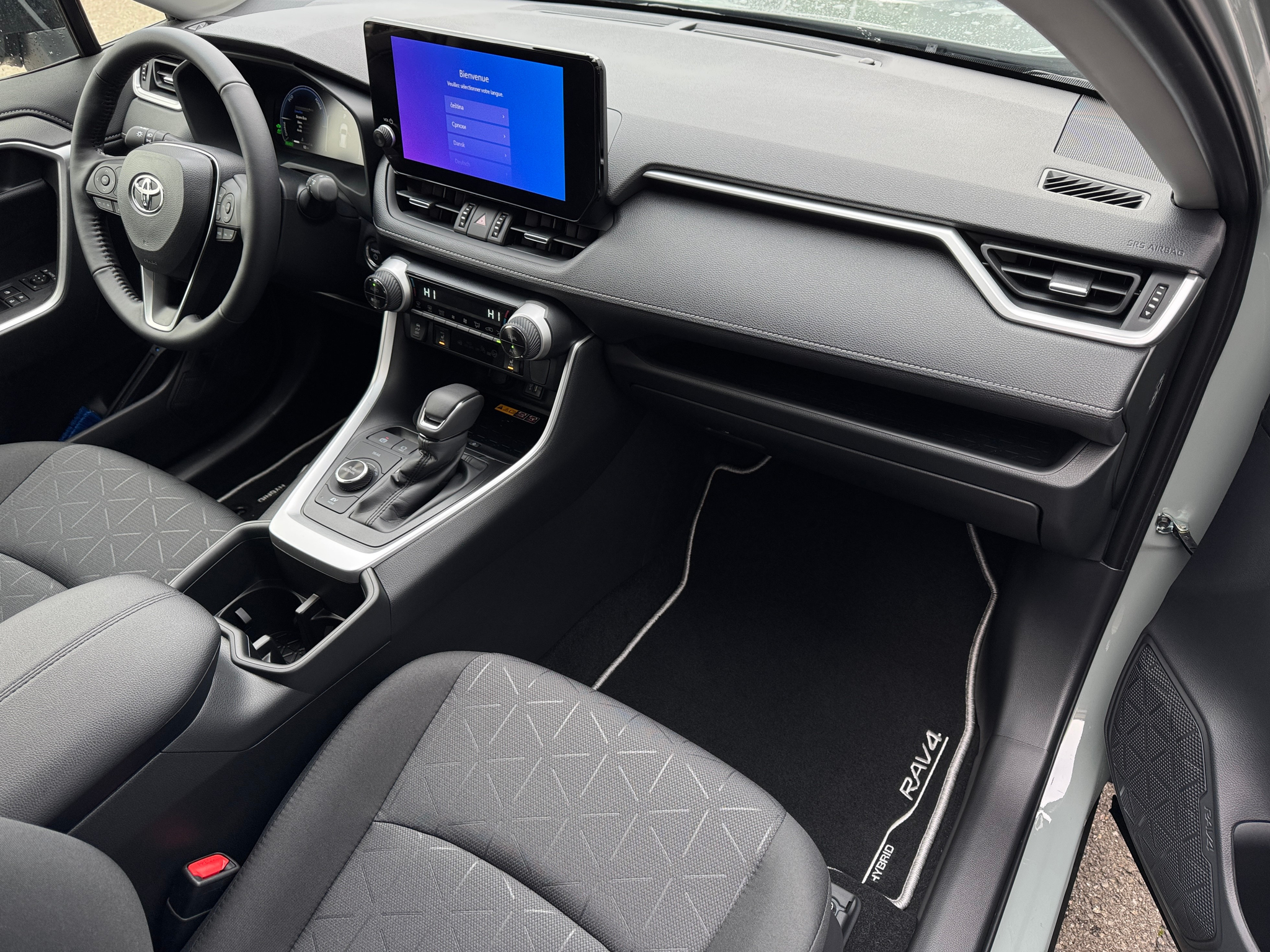 listing desktop thumbnail image 10