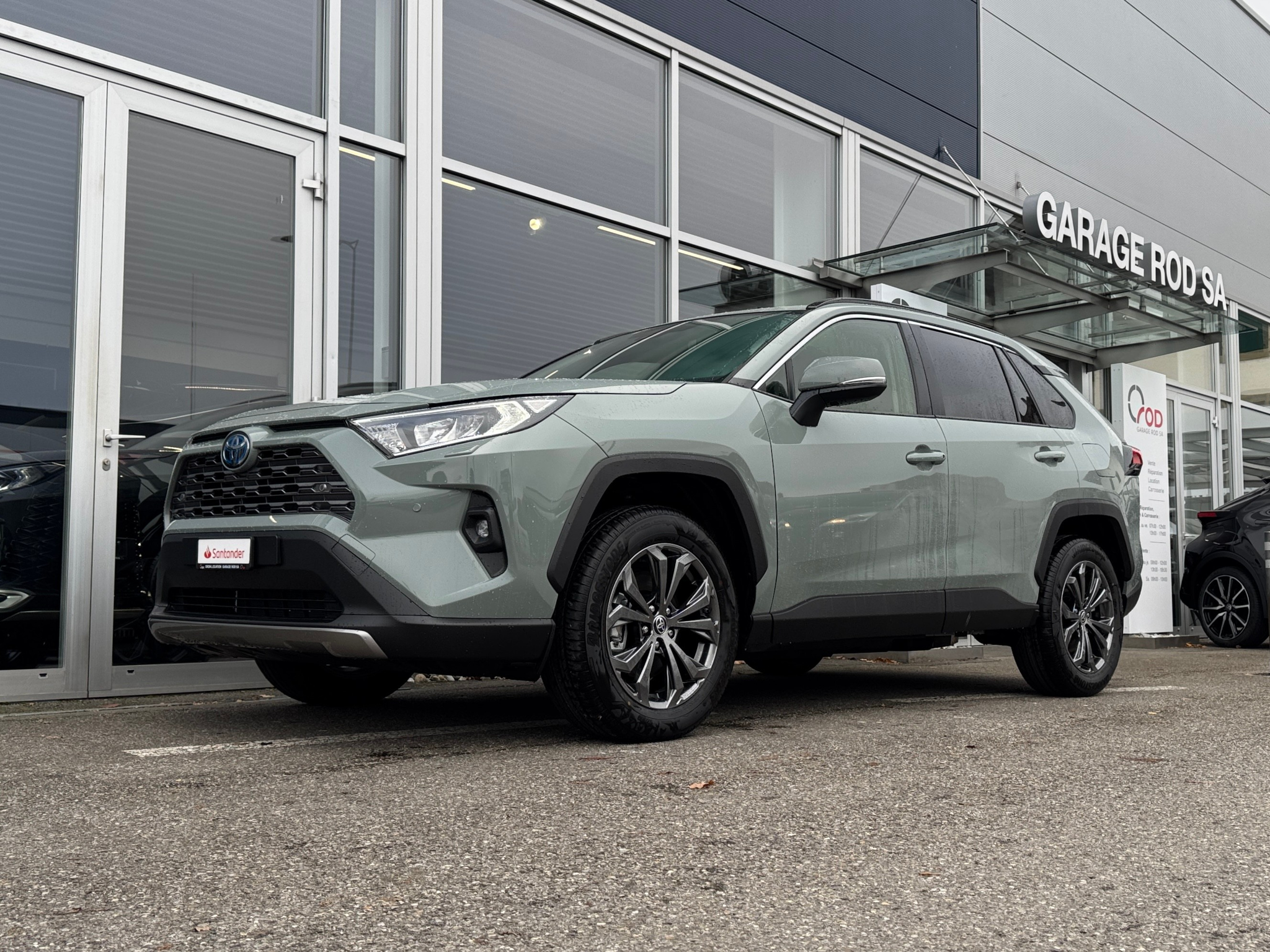 listing desktop thumbnail image 1