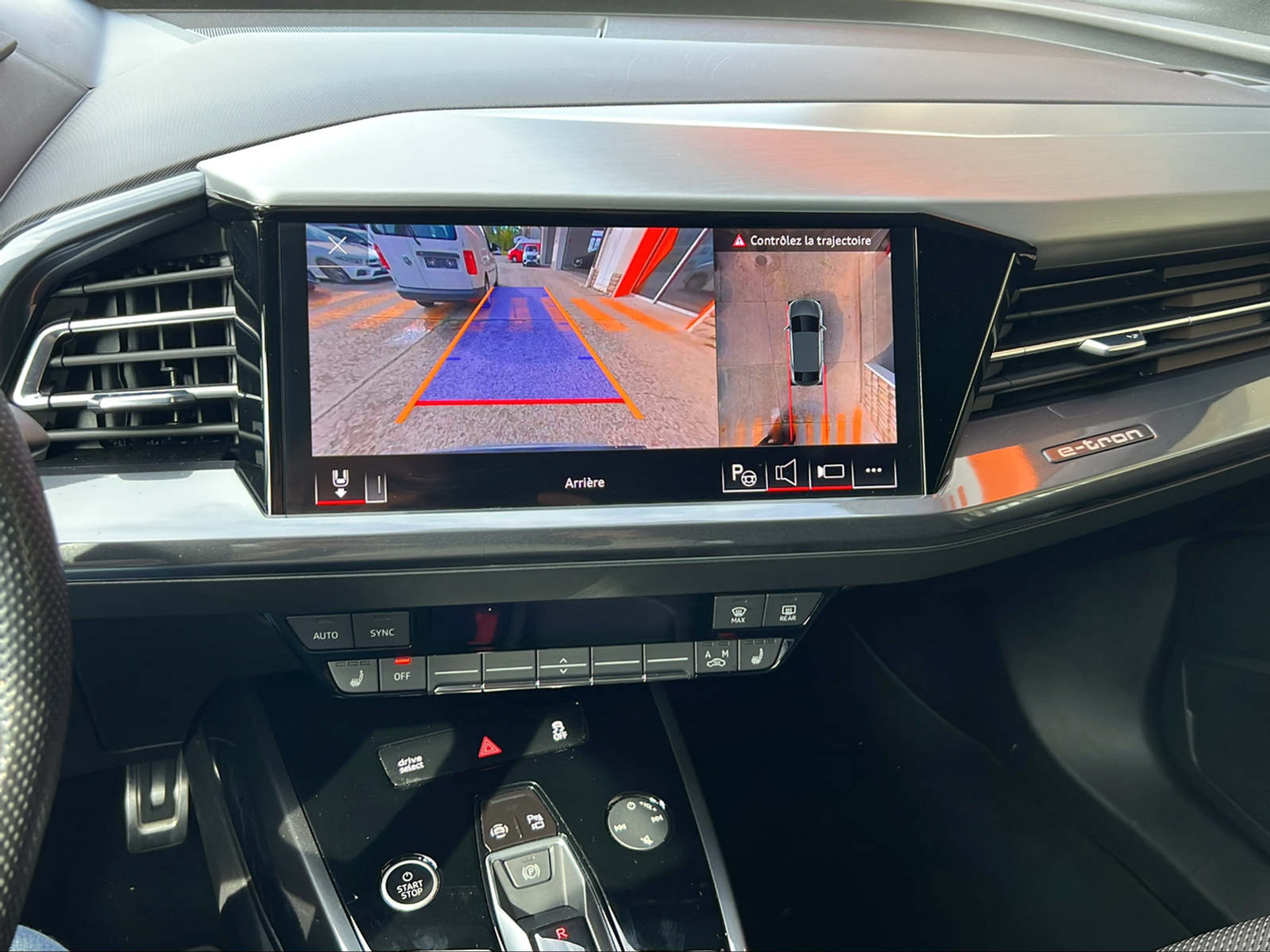 listing desktop thumbnail image 9