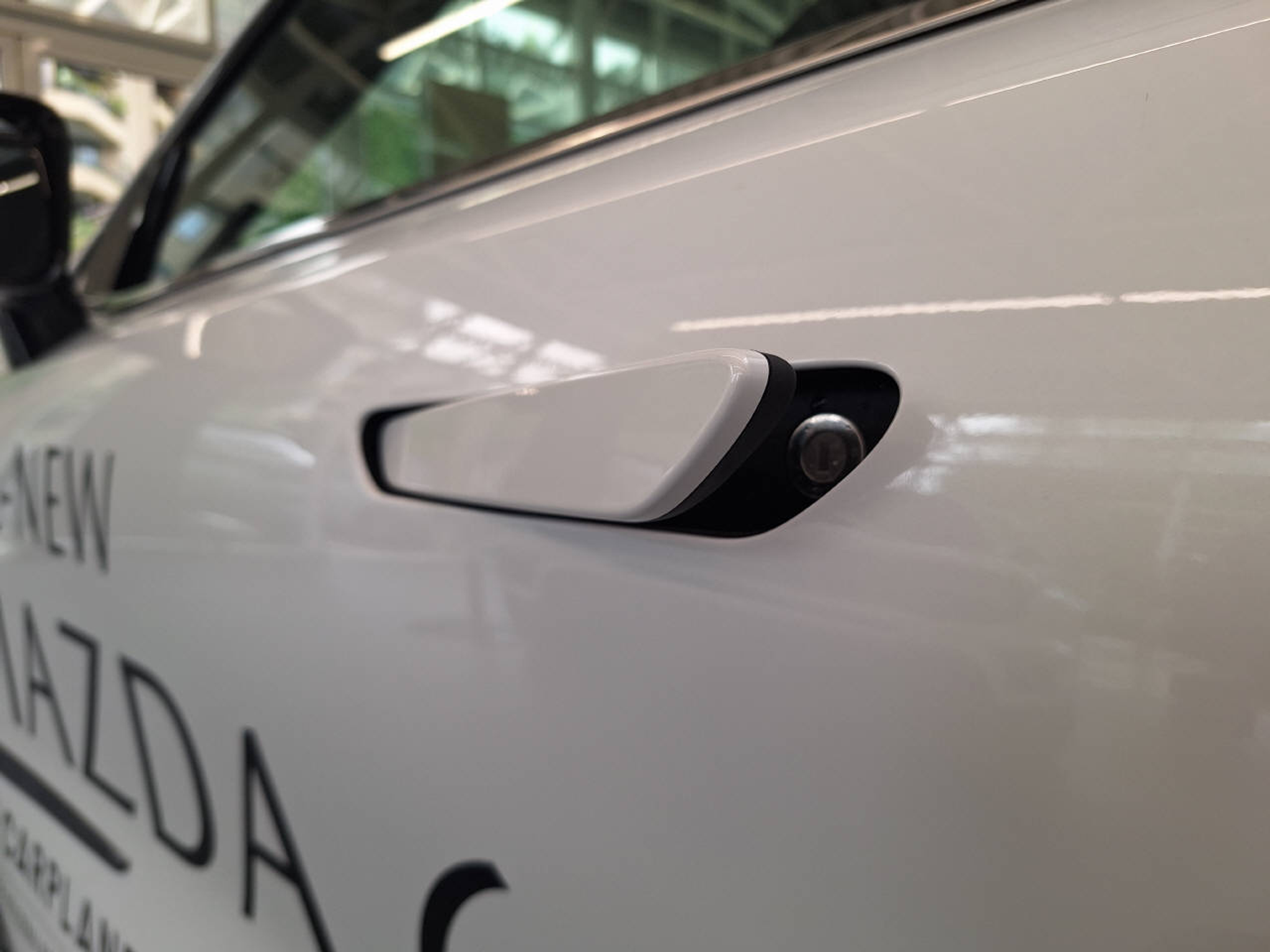 listing desktop thumbnail image 5