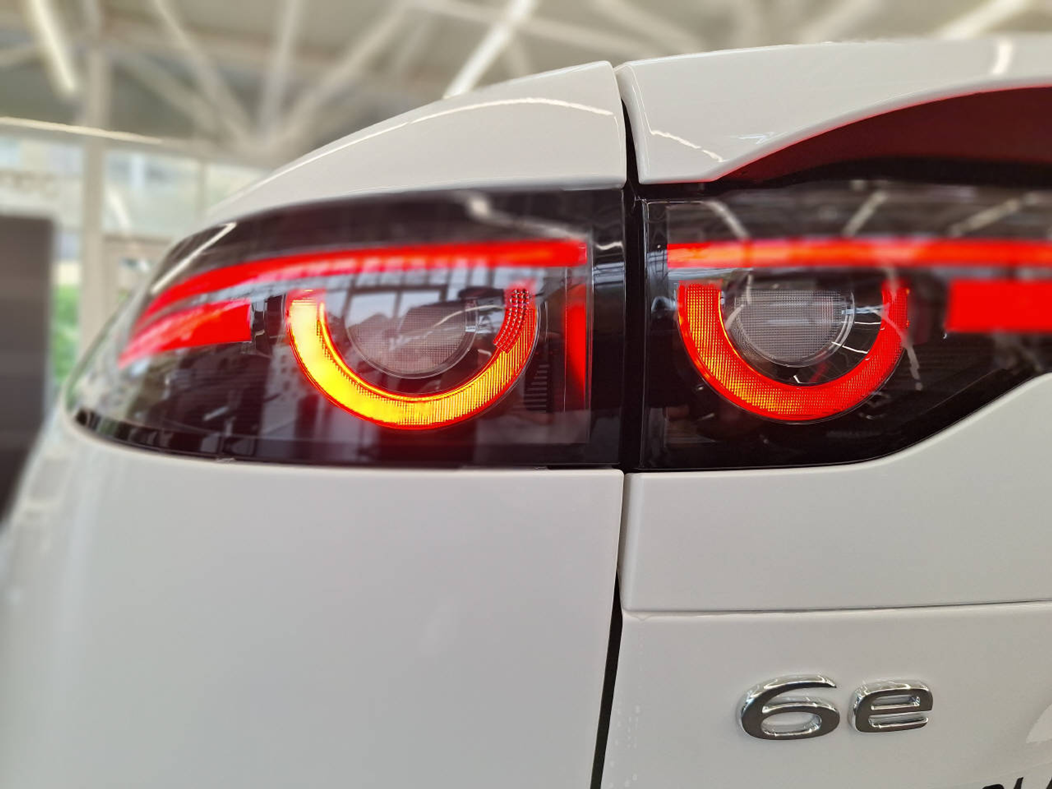 listing desktop thumbnail image 4