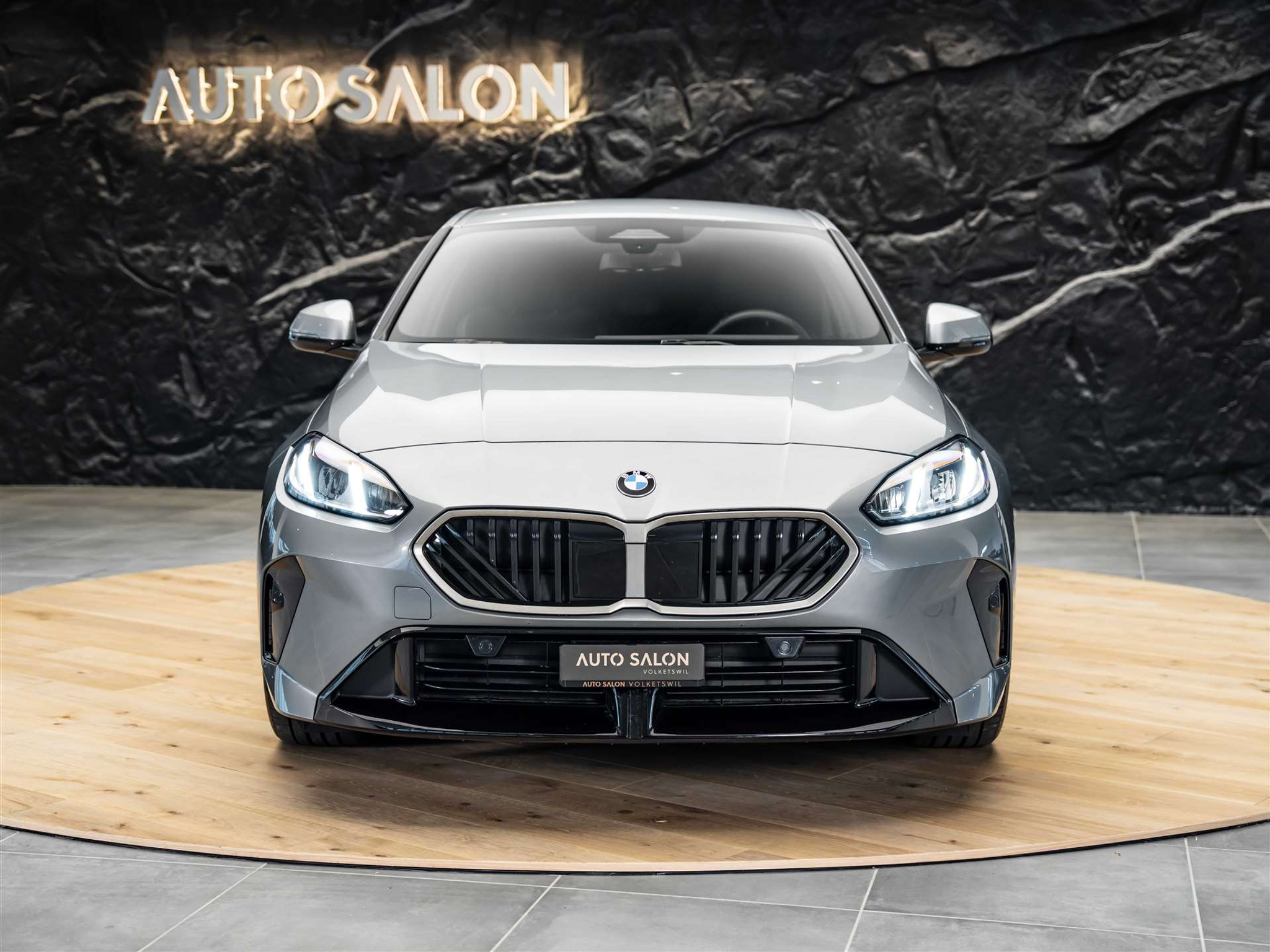 listing desktop thumbnail image 6