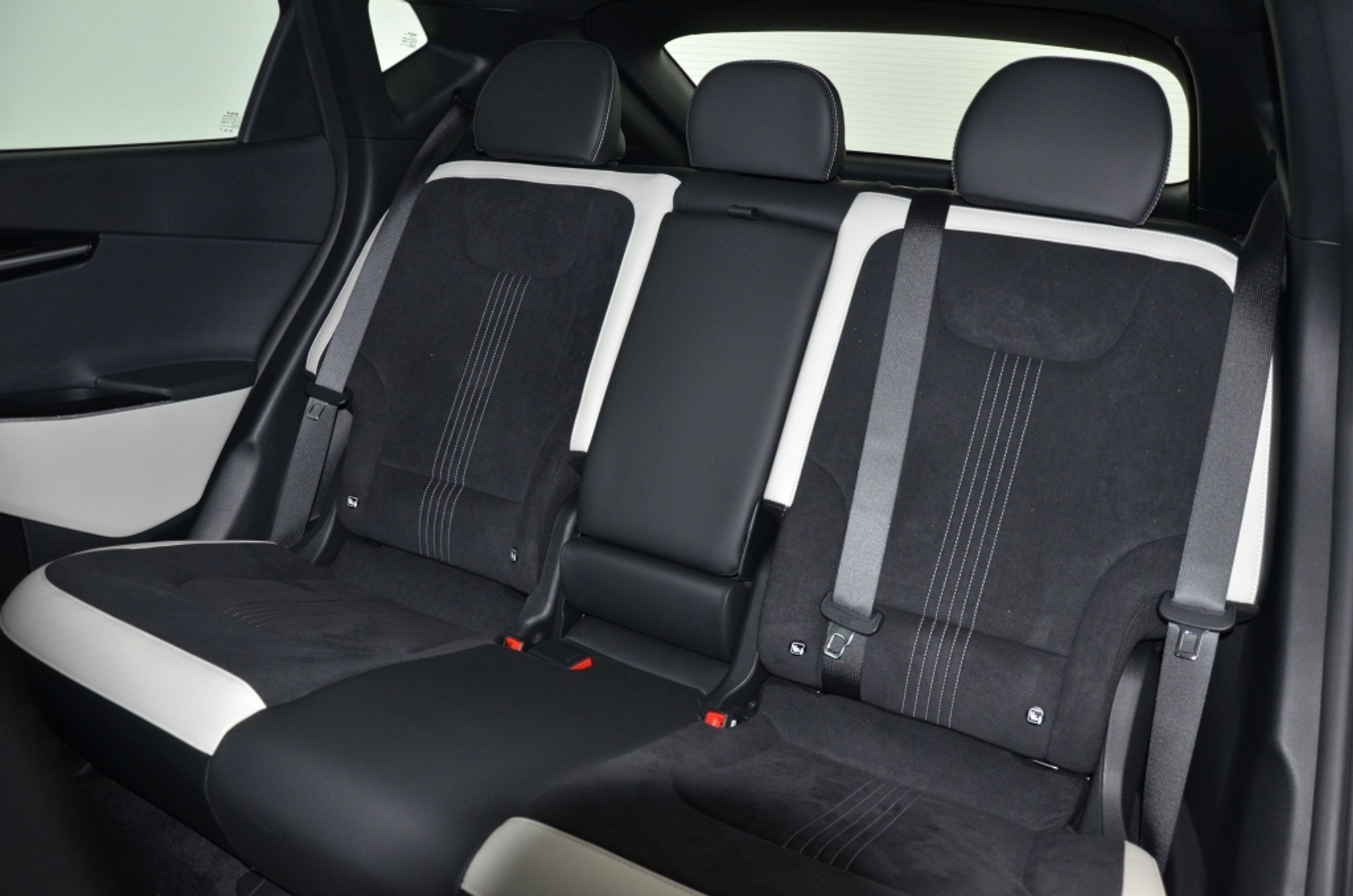 listing desktop thumbnail image 14