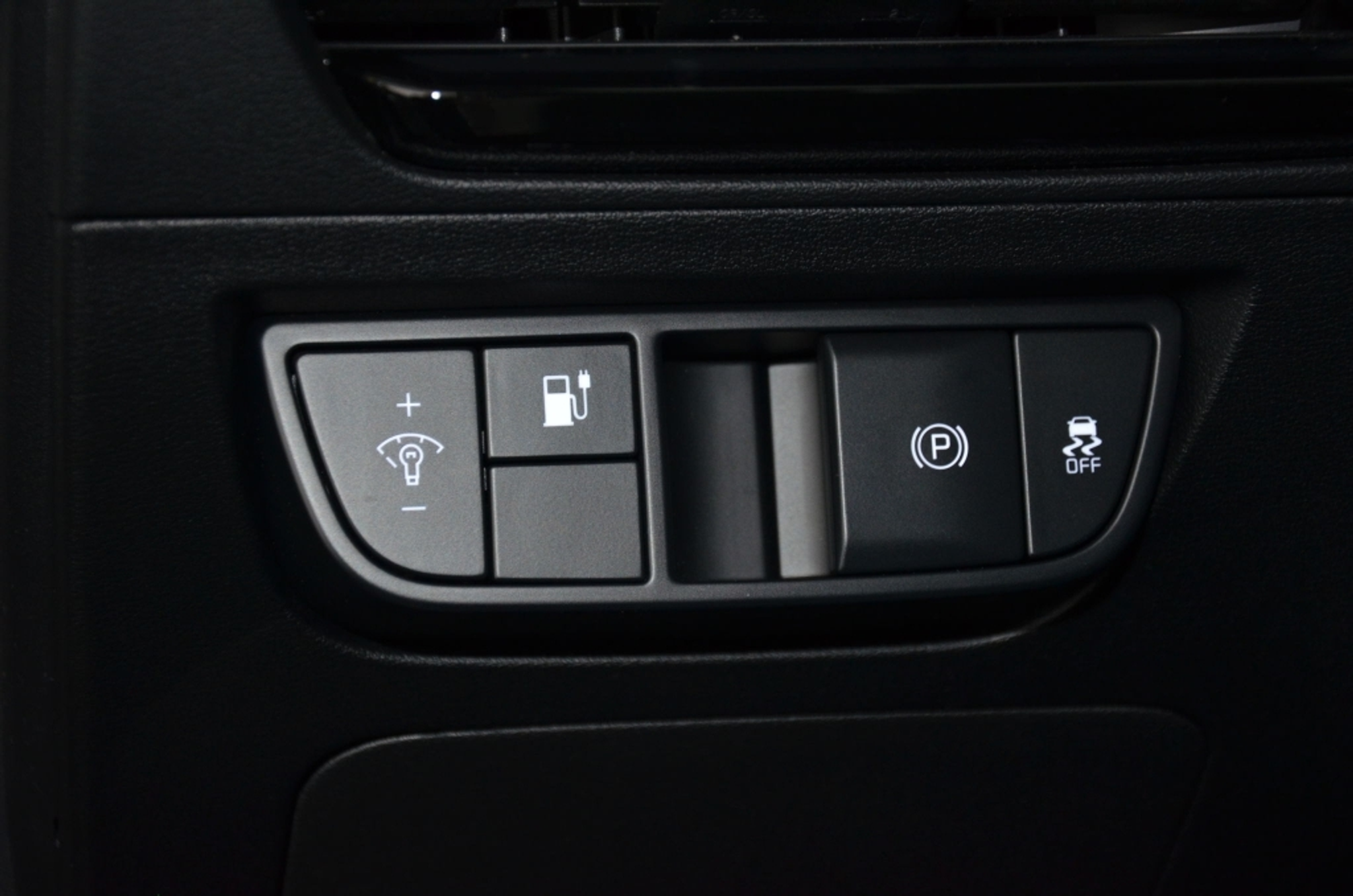 listing desktop thumbnail image 23