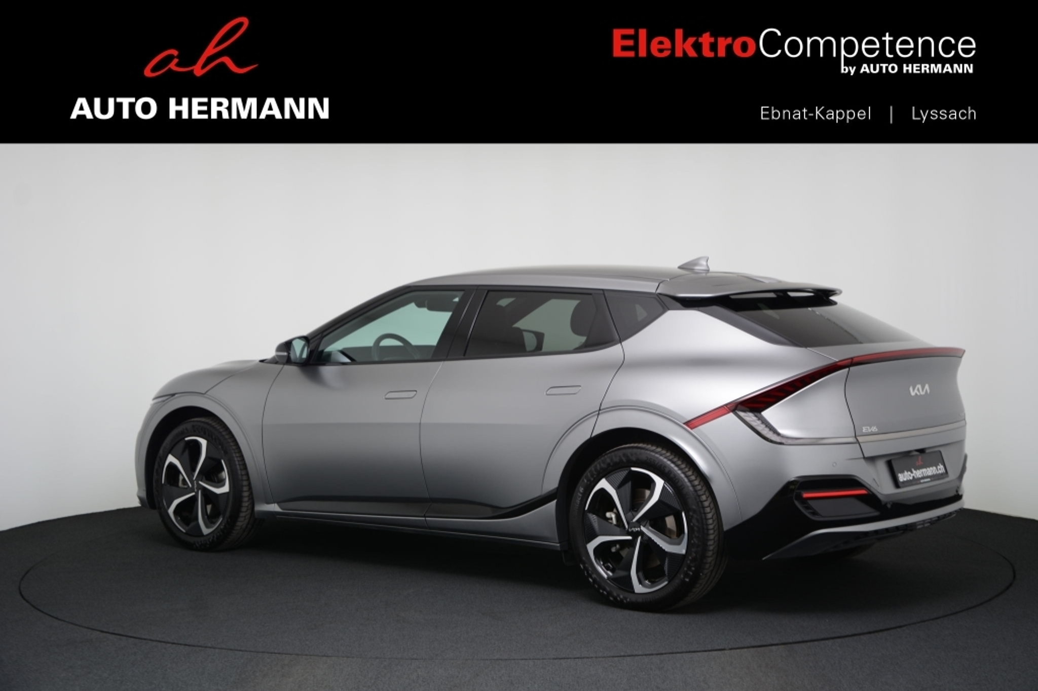 listing desktop thumbnail image 4