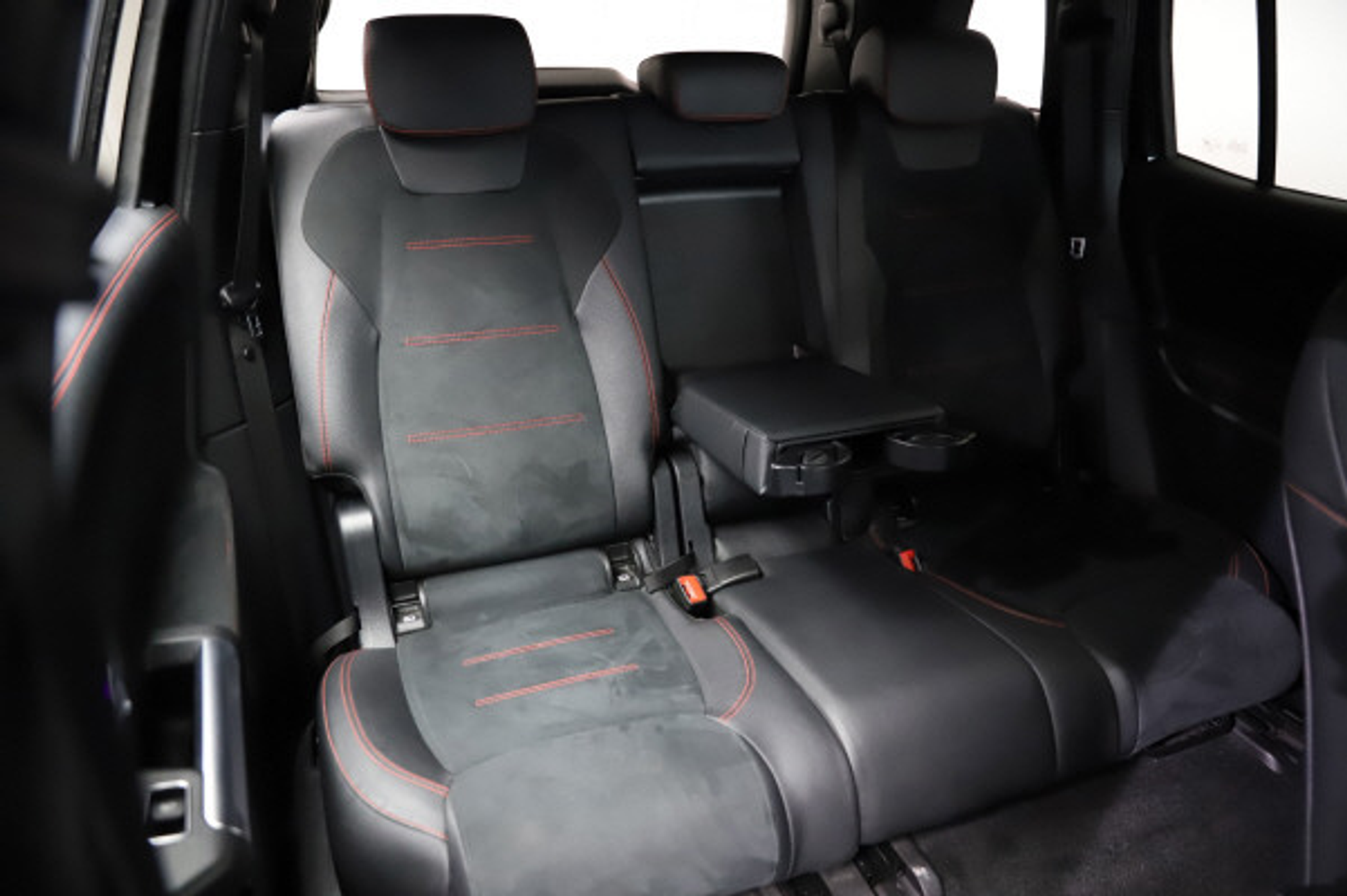 listing desktop thumbnail image 10