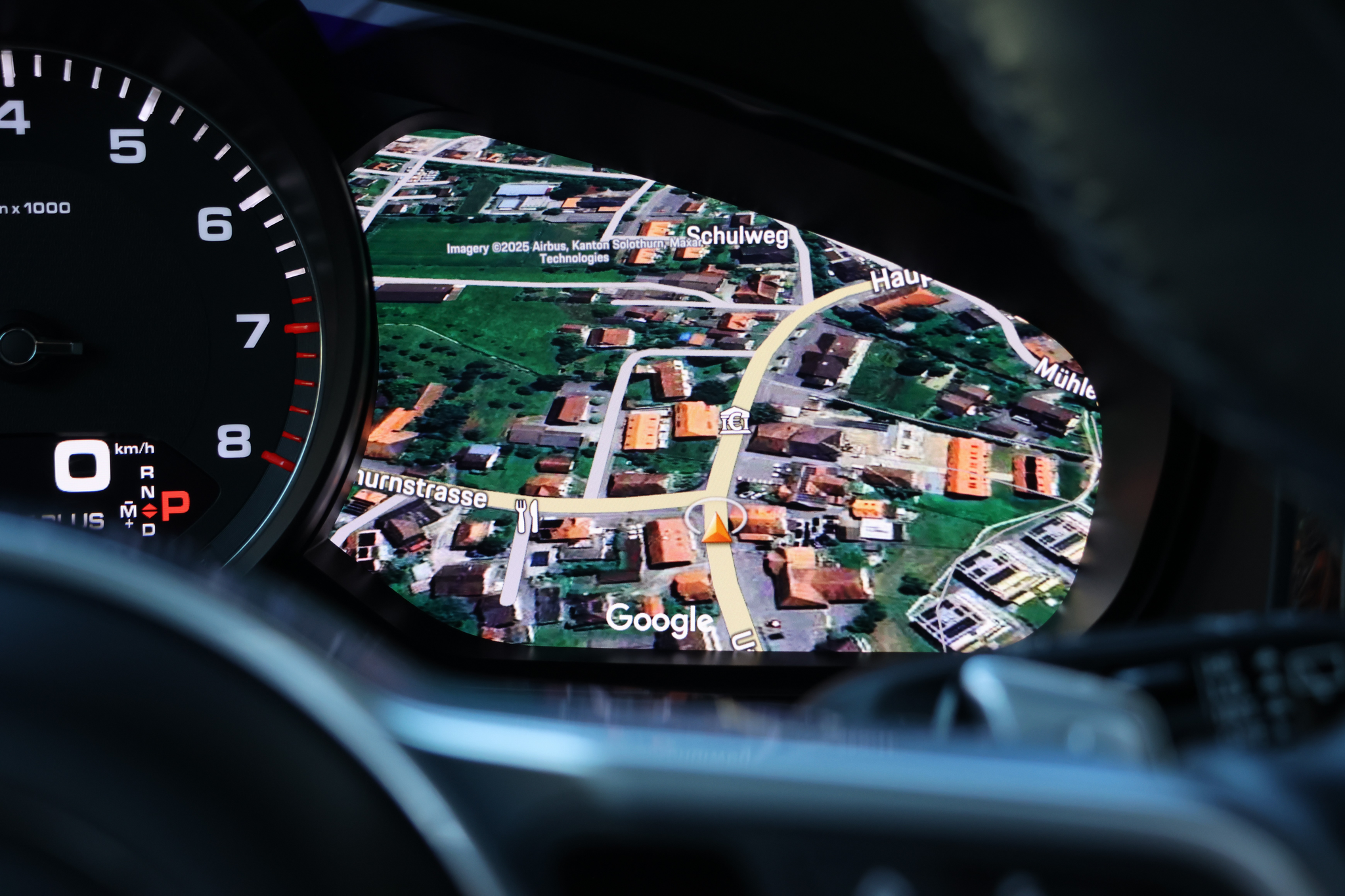 listing desktop thumbnail image 25