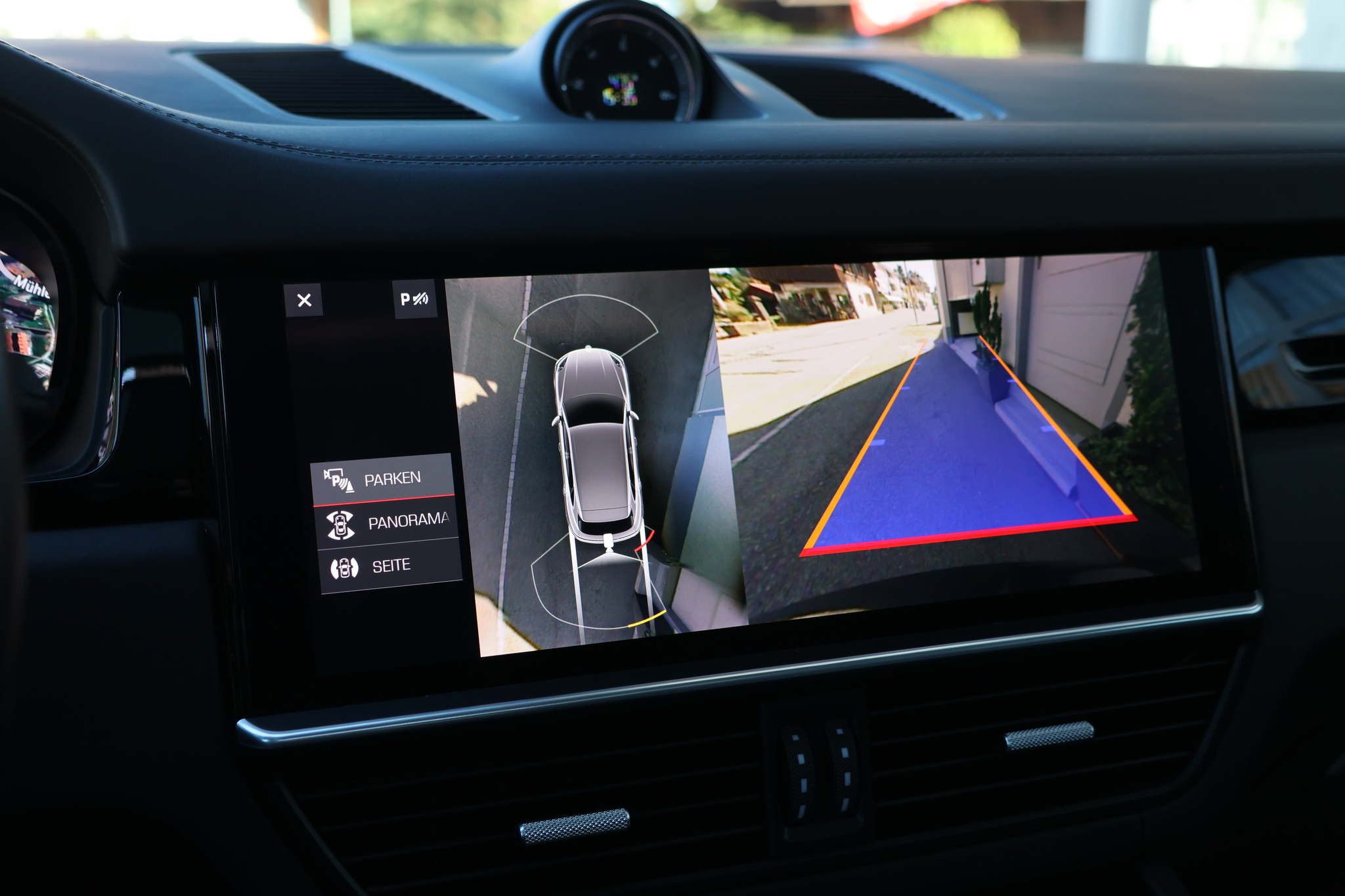 listing desktop thumbnail image 20