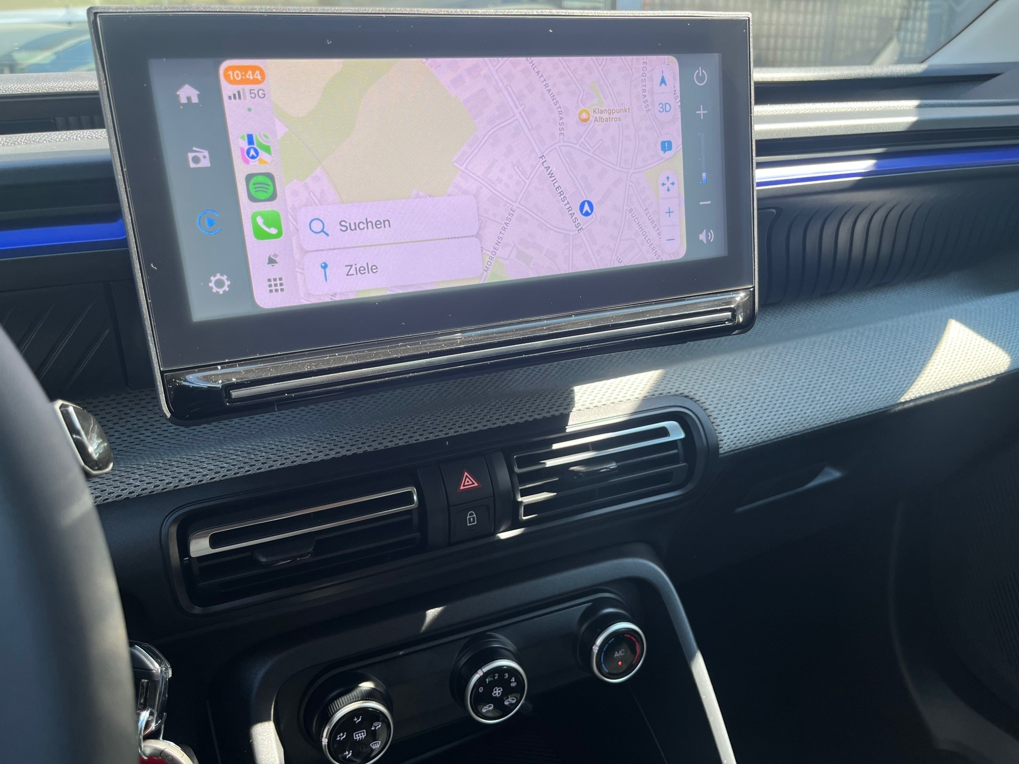 listing desktop thumbnail image 13