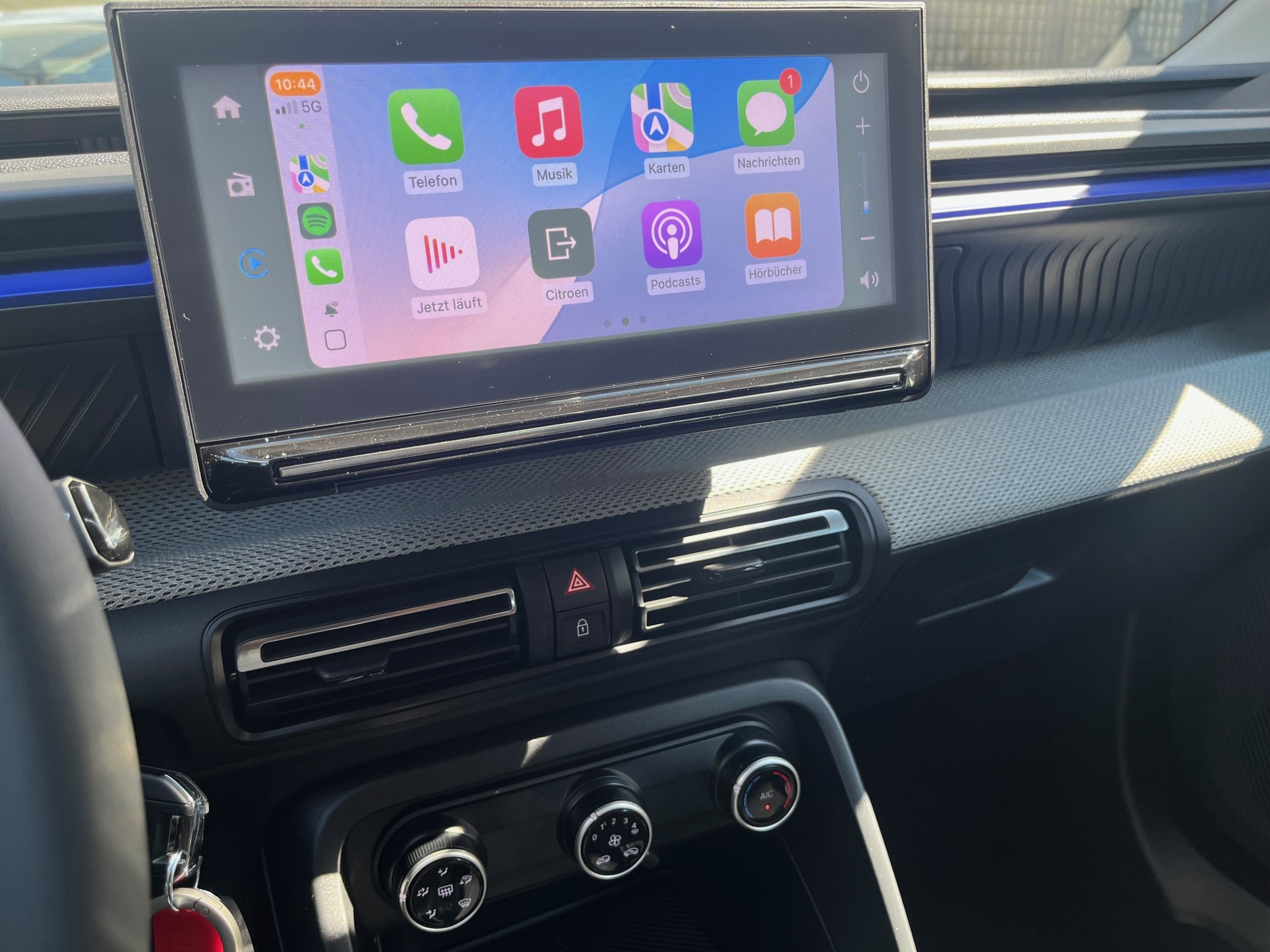 listing desktop thumbnail image 12